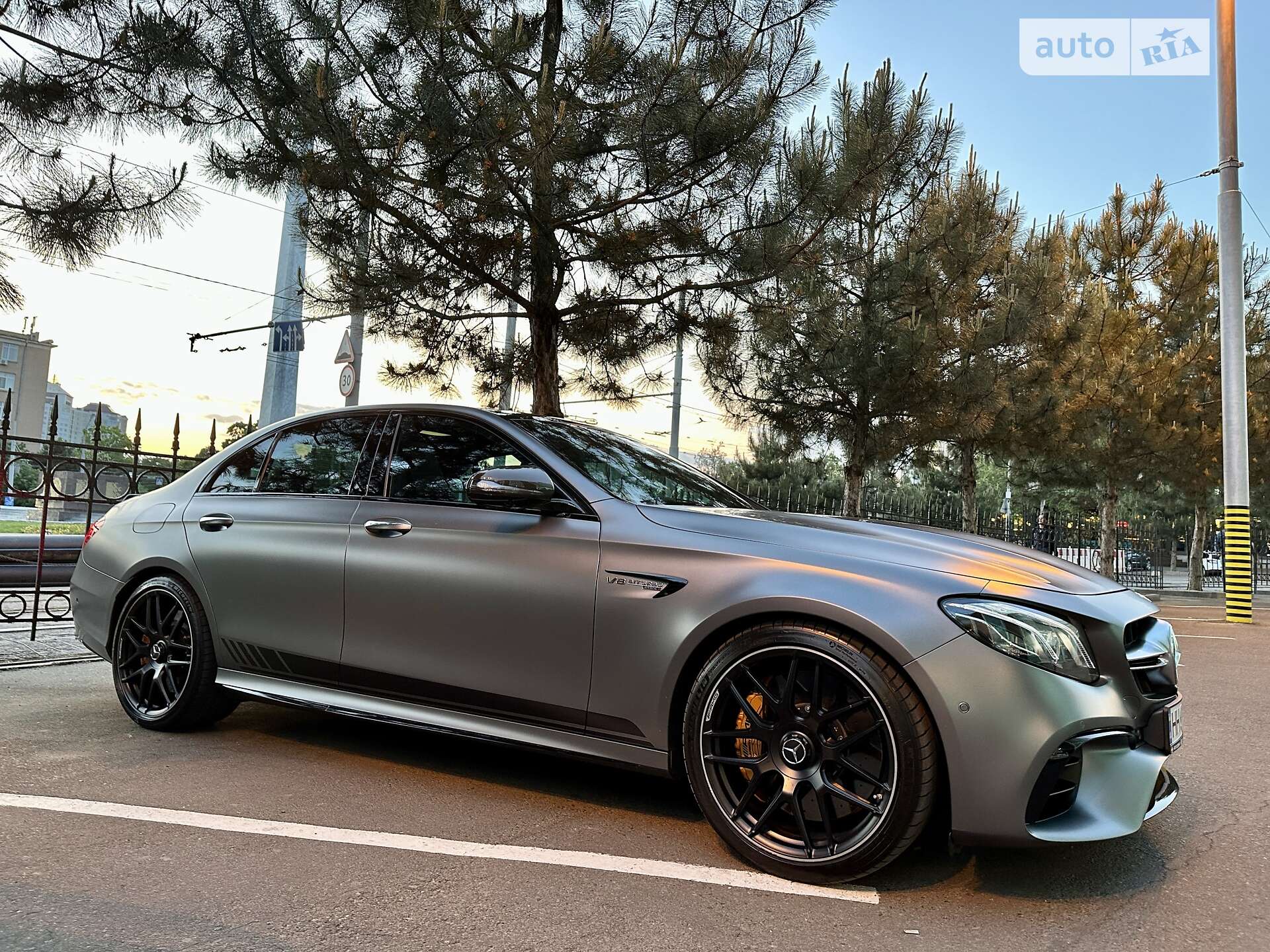 MERCEDES-BENZ AMG E 63 S