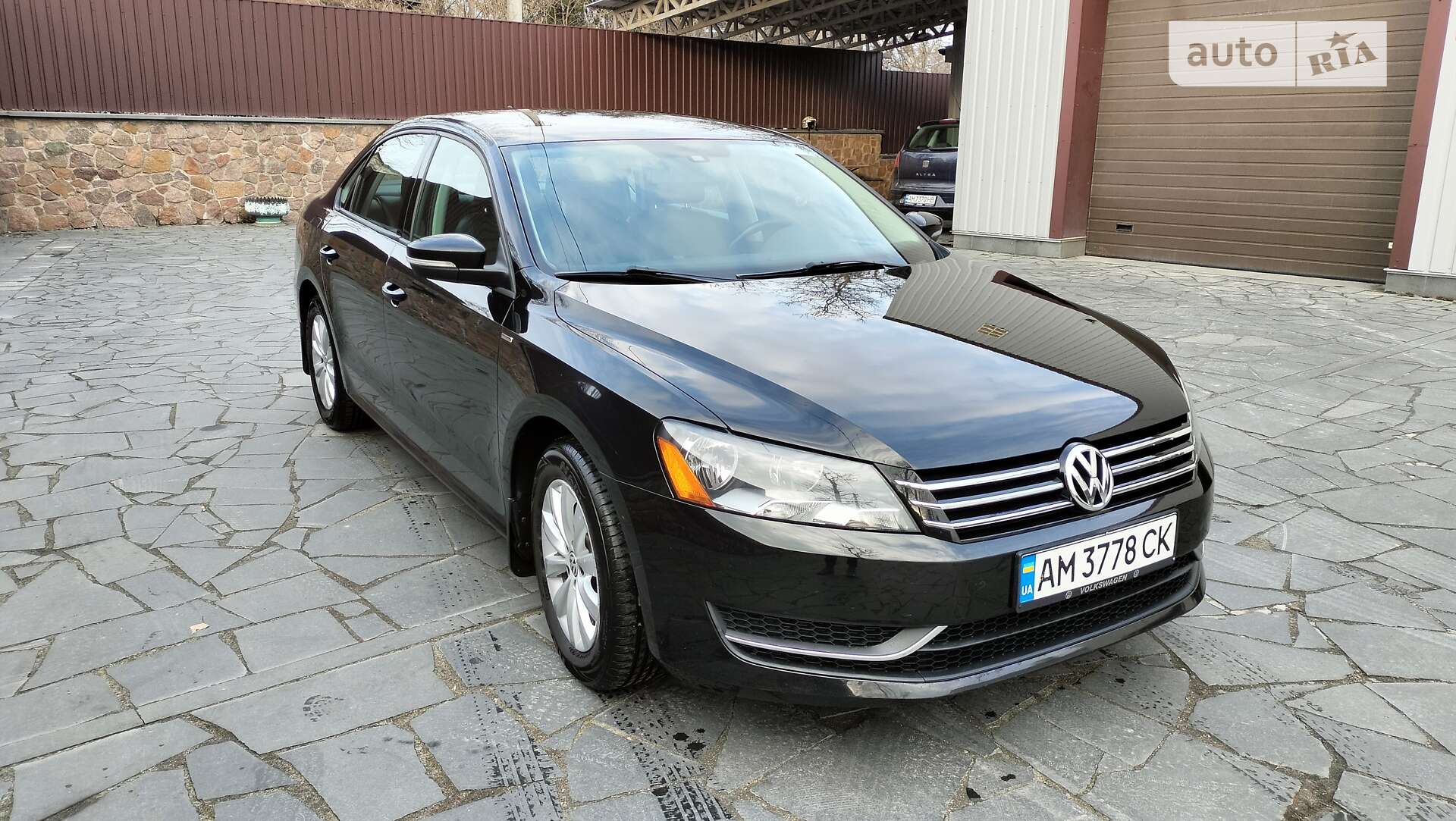 VOLKSWAGEN PASSAT 2014