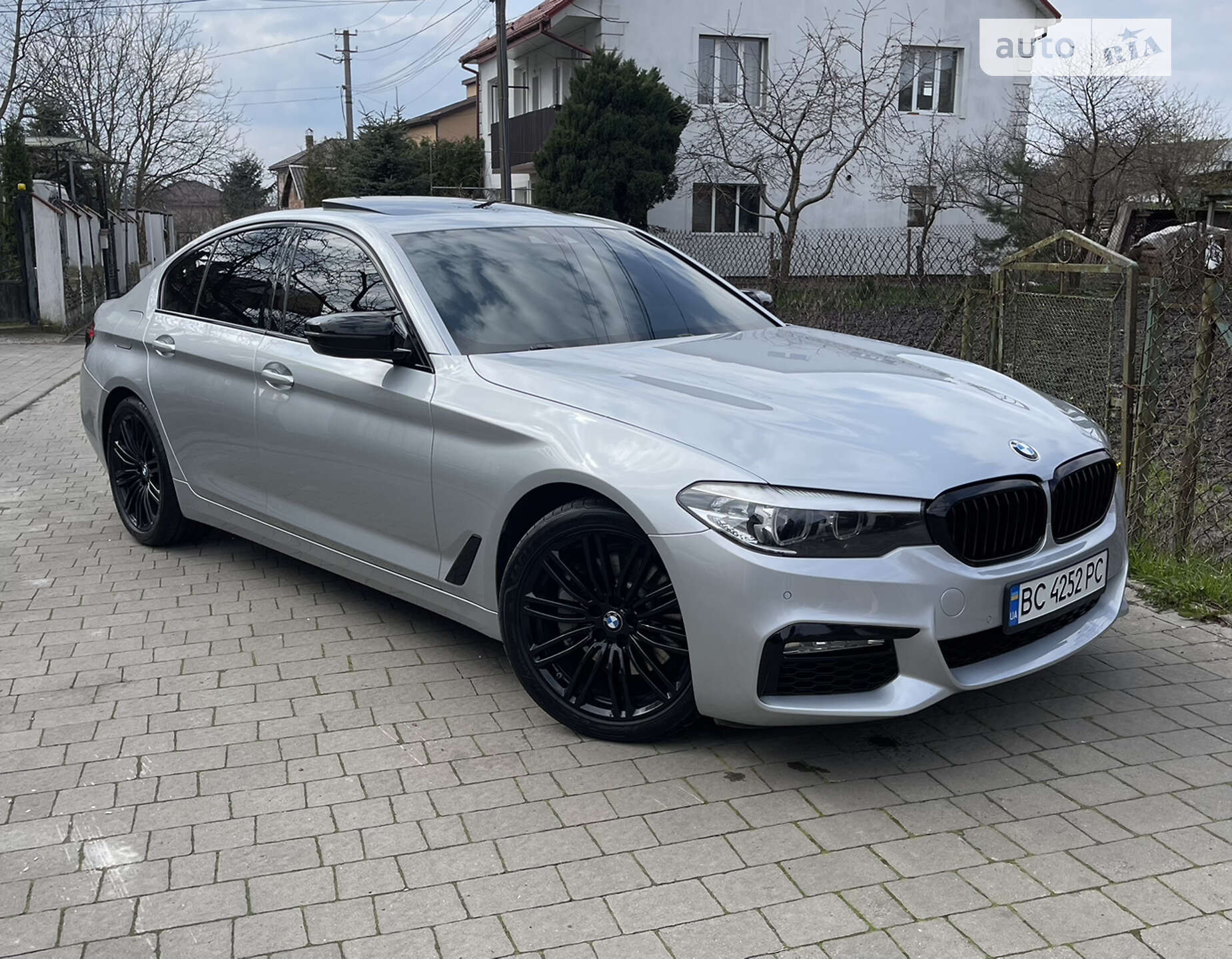 BMW 530 2019