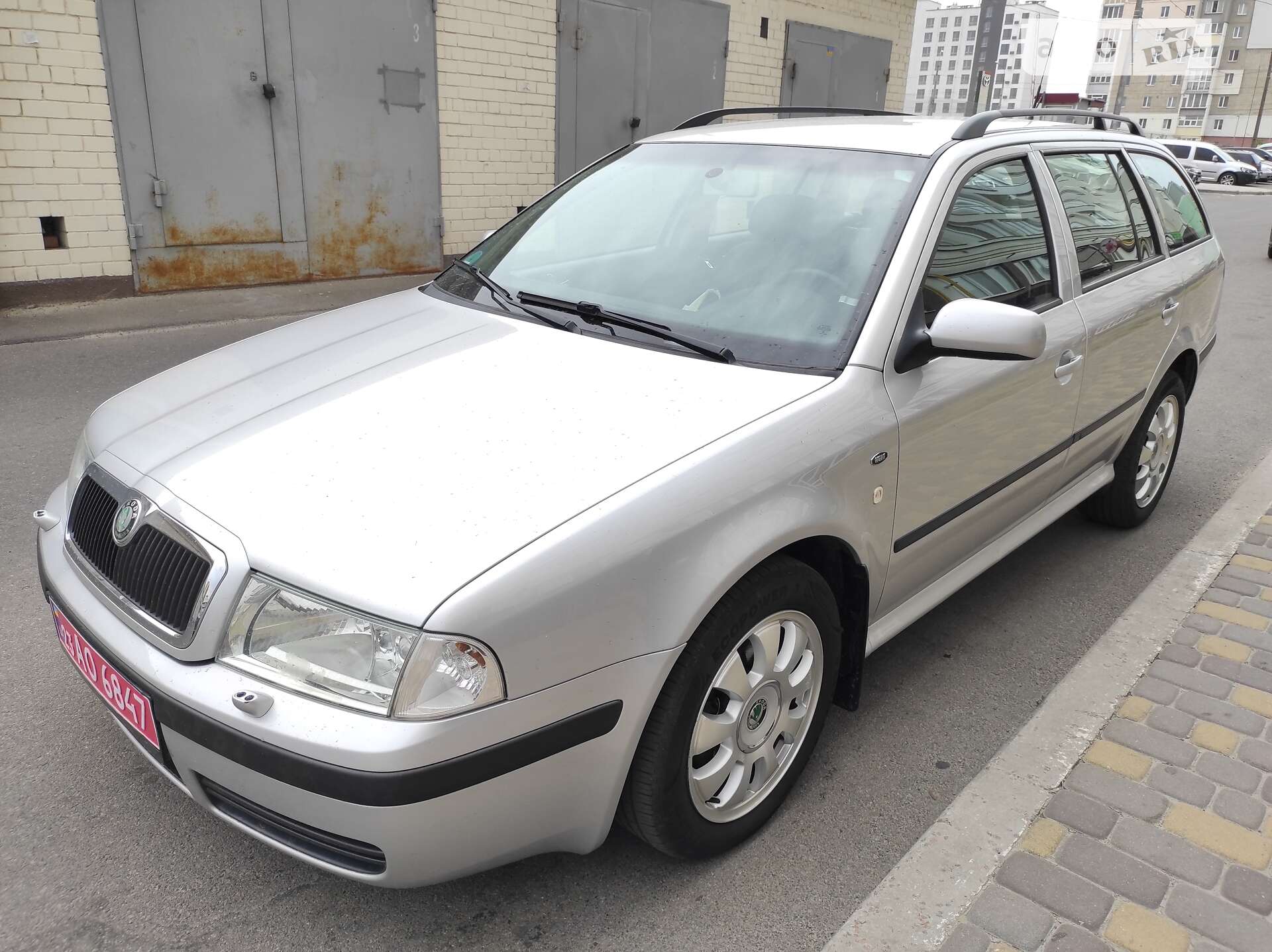 Головне фото звіту автомобіля SKODA OCTAVIA 2004