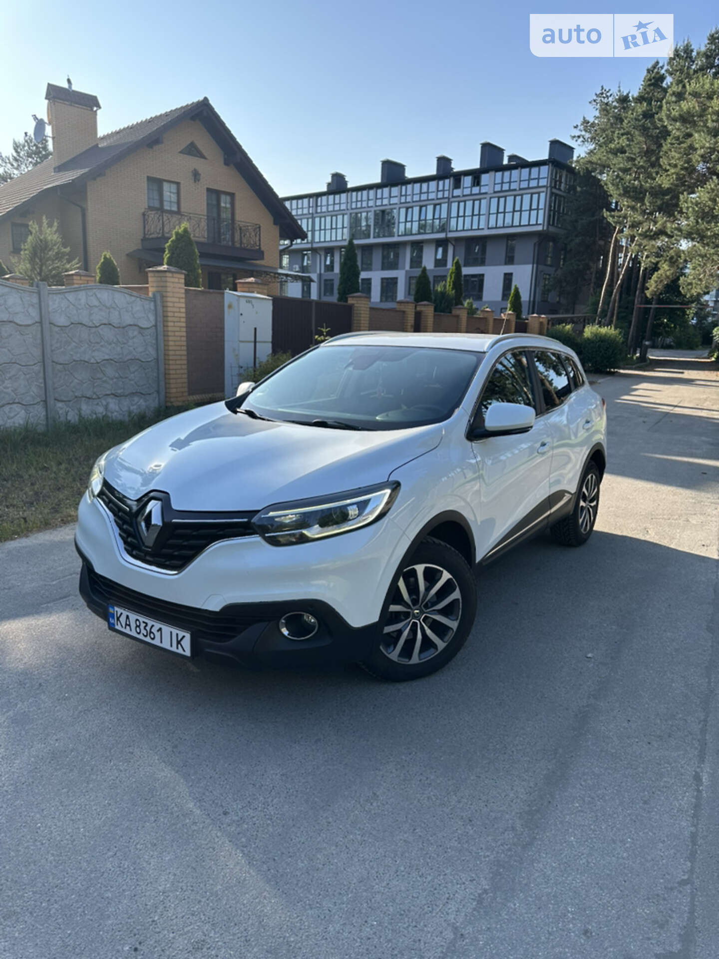 Головне фото звіту автомобіля RENAULT KADJAR 2016