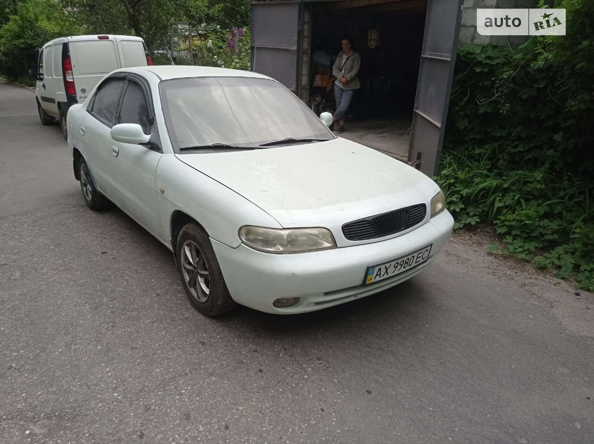 Головне фото звіту автомобіля DAEWOO NUBIRA 1998