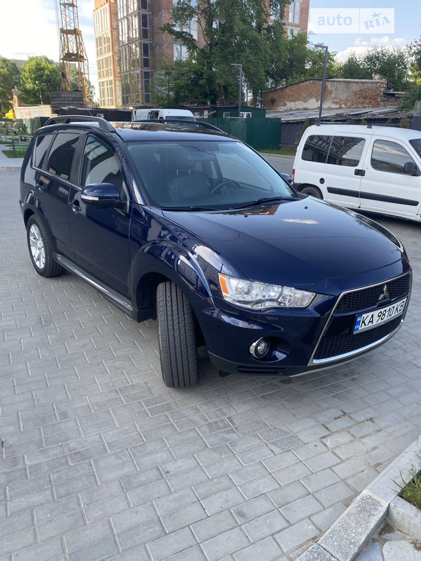 Mitsubishi Outlander 2011