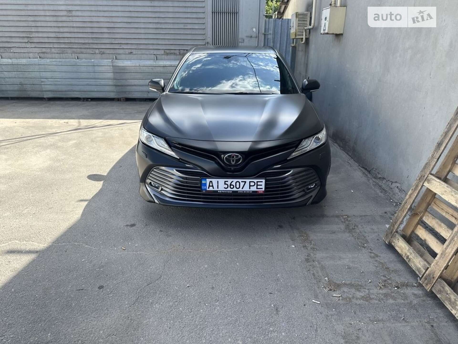 TOYOTA CAMRY