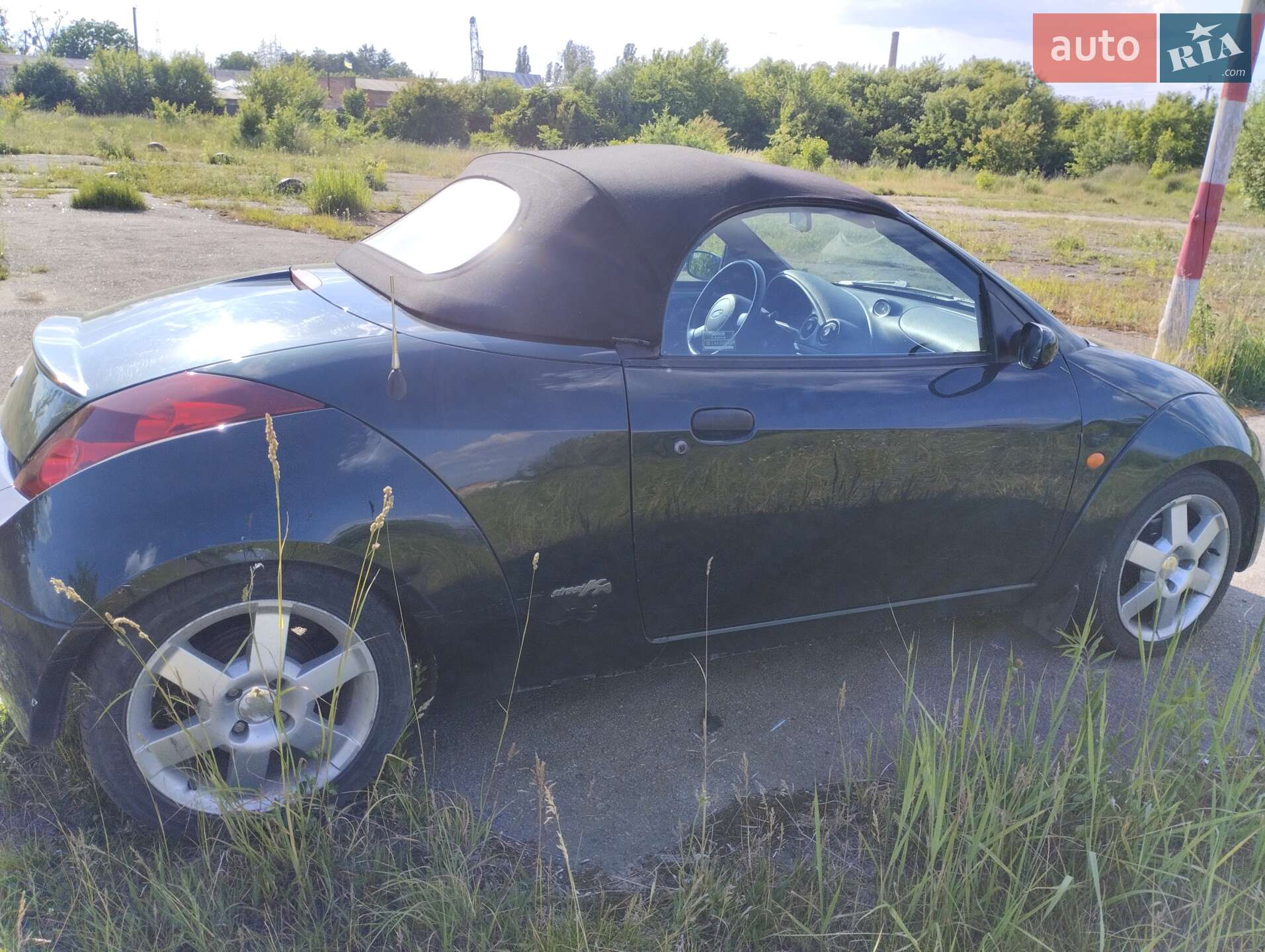 Головне фото звіту автомобіля FORD KA 2004