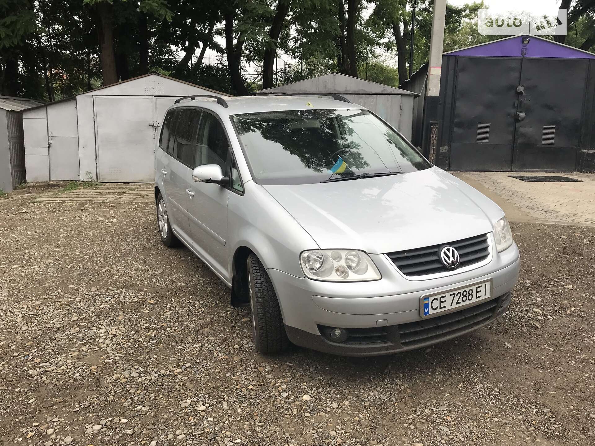 VOLKSWAGEN TOURAN 2003
