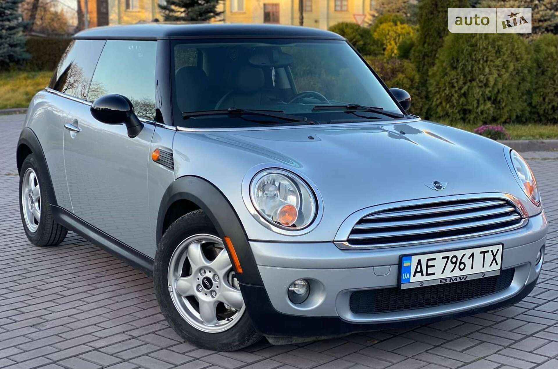 MINI COOPER 2010