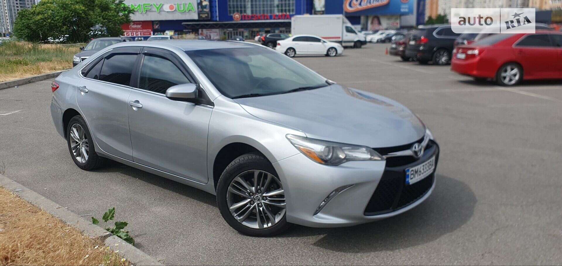 TOYOTA CAMRY