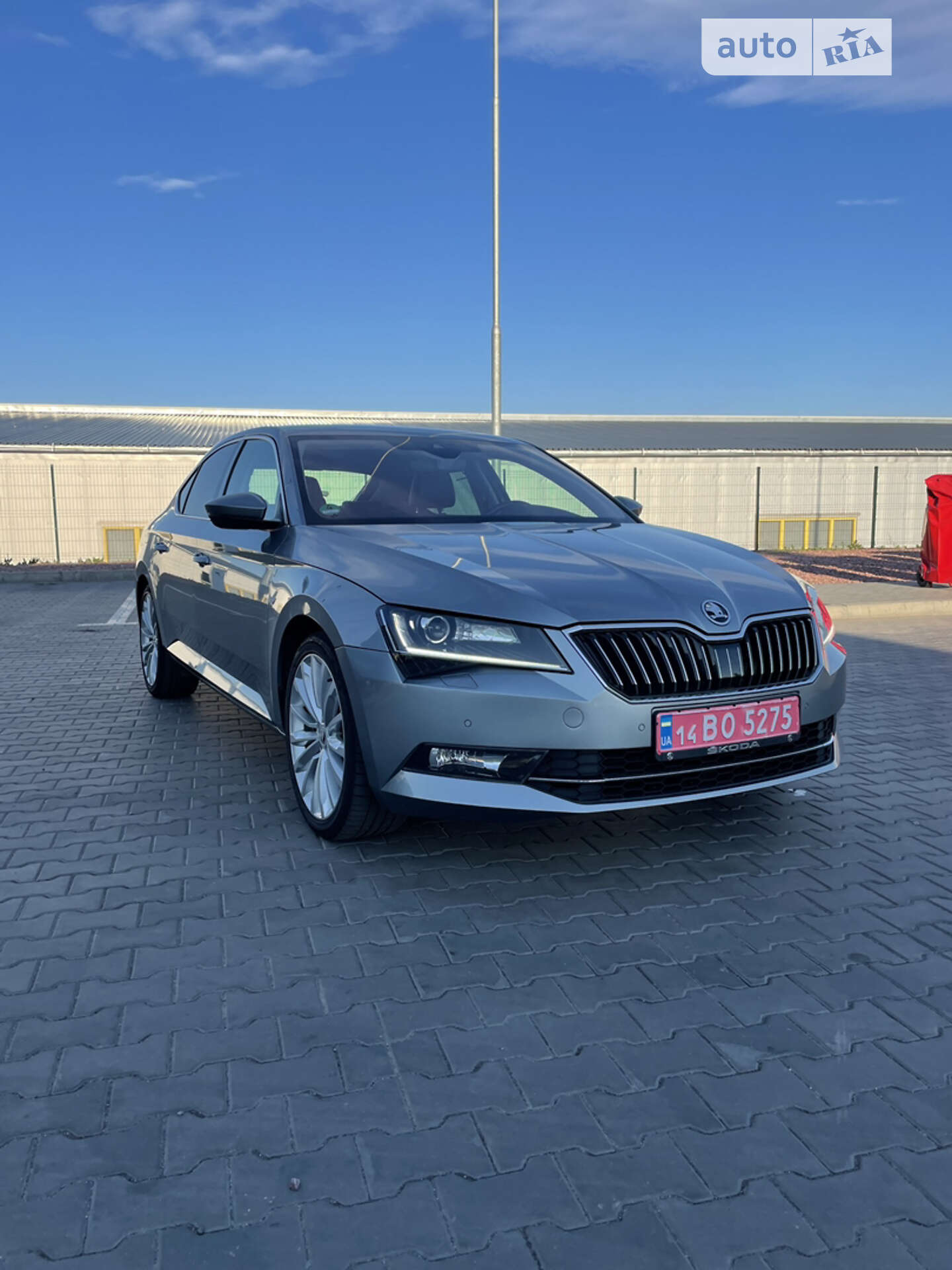 SKODA SUPERB