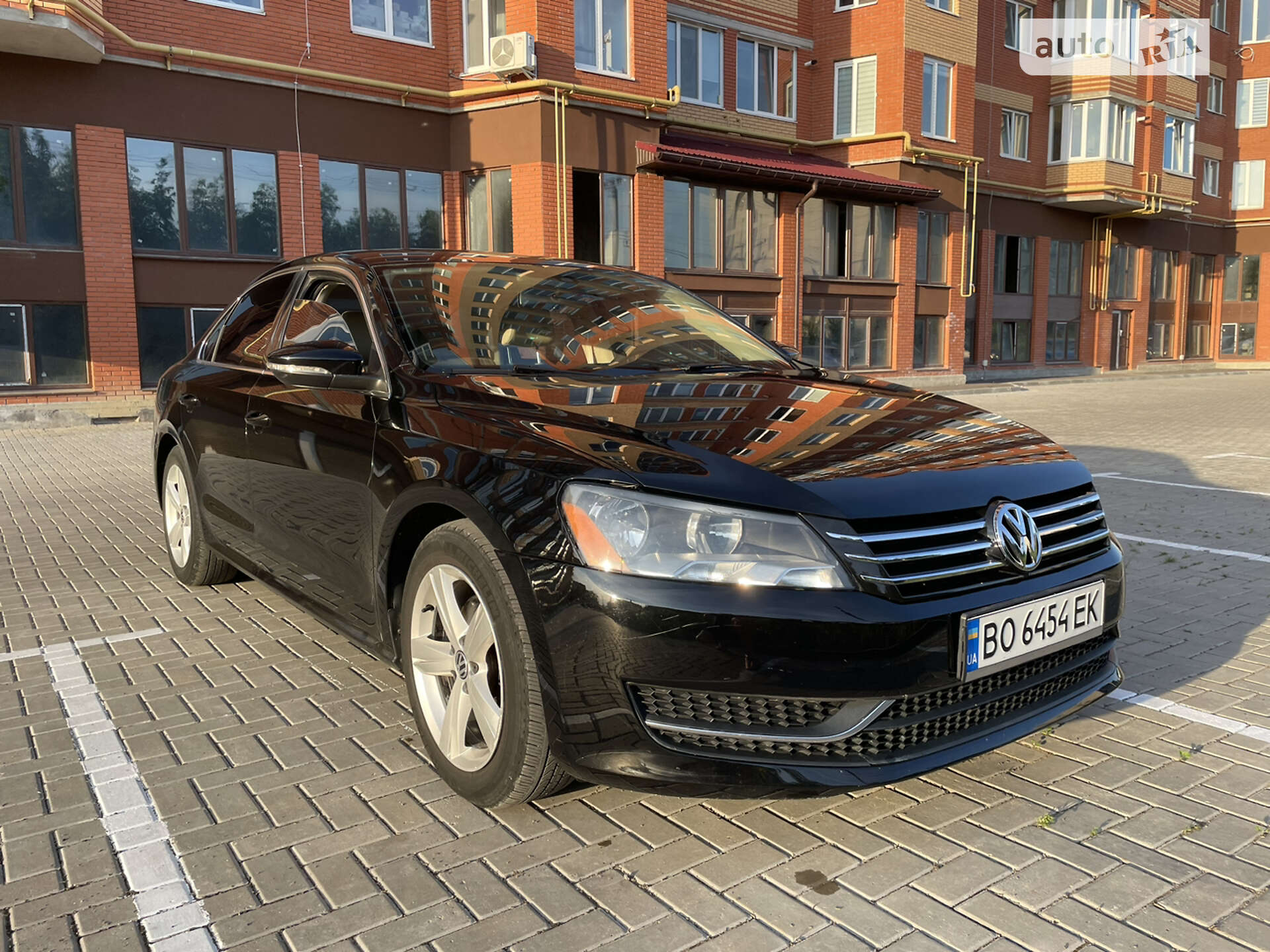 VOLKSWAGEN PASSAT 2012