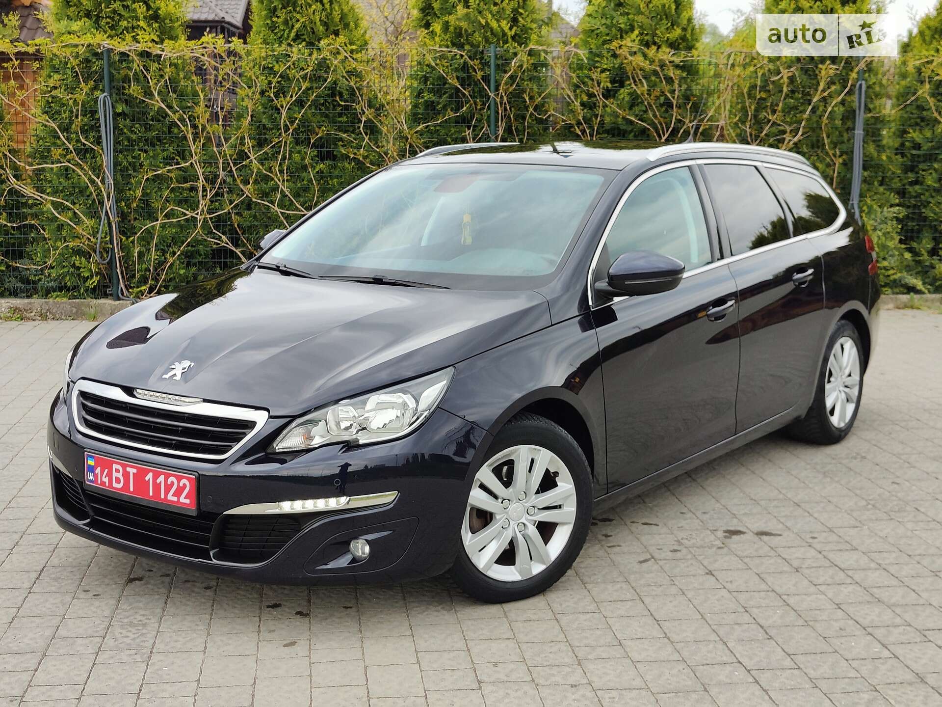 Головне фото звіту автомобіля PEUGEOT 308 2015