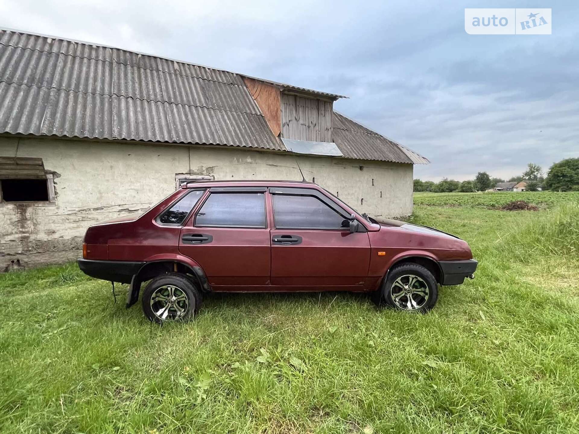ВАЗ 21099 1998