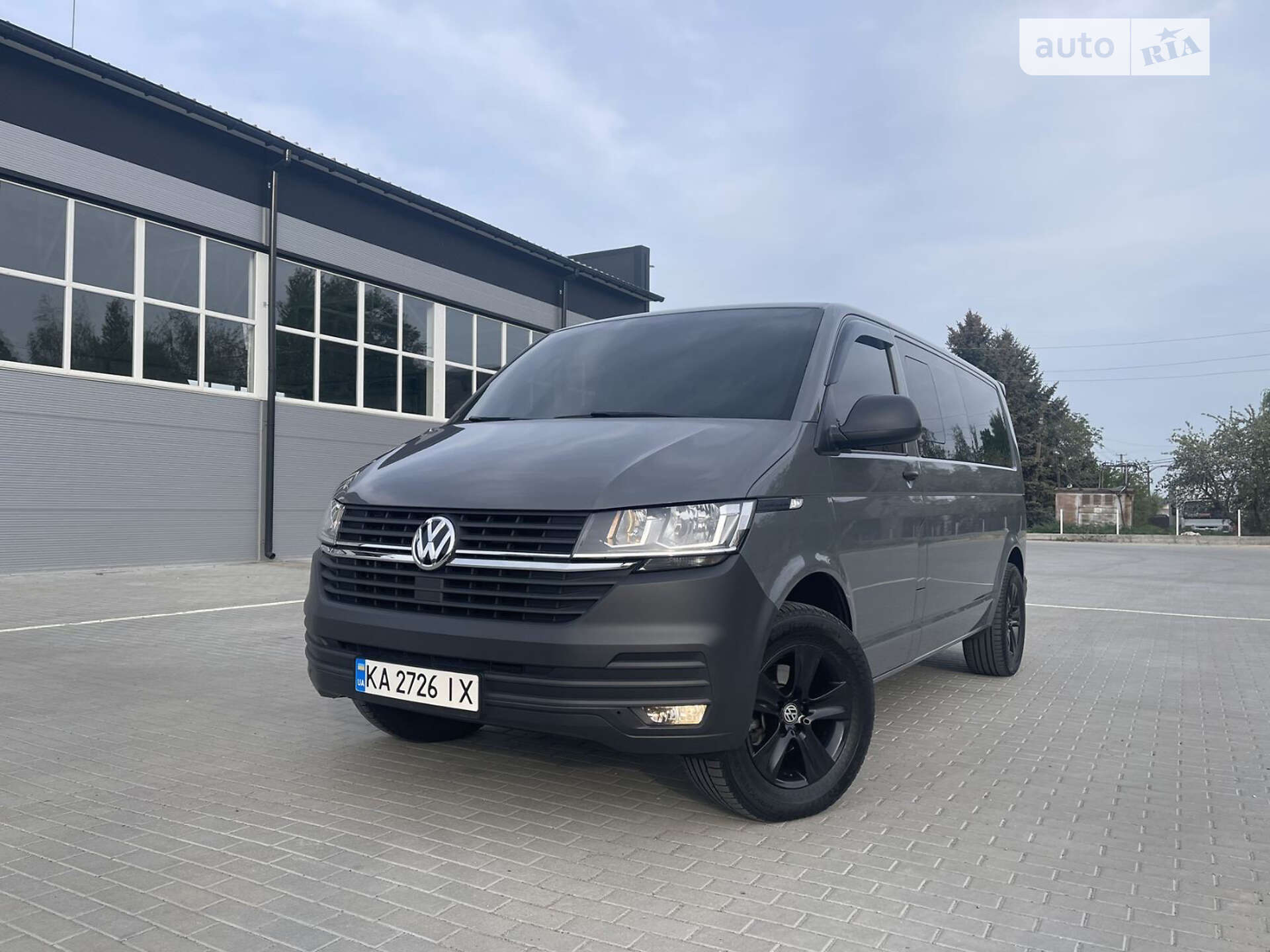 VOLKSWAGEN TRANSPORTER 2020