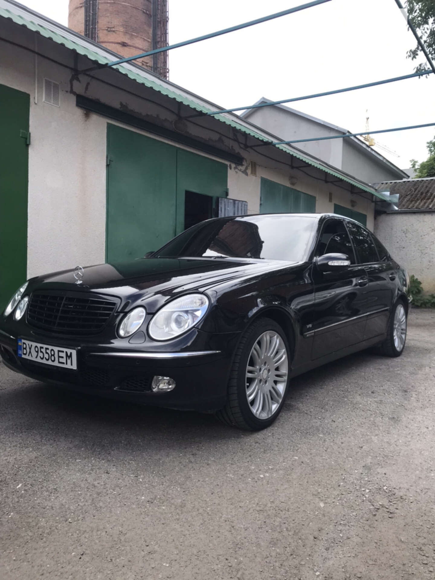 MERCEDES-BENZ E 500 2004