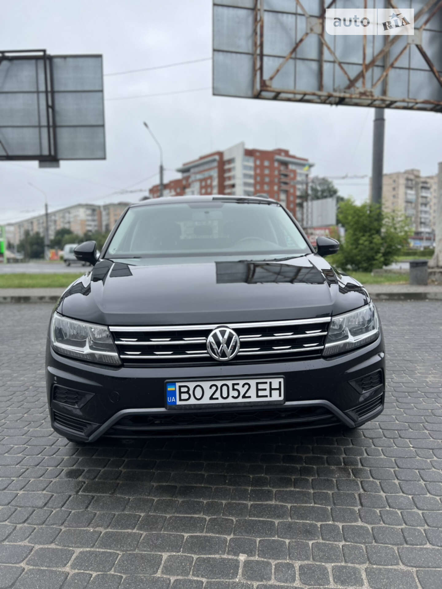 VOLKSWAGEN TIGUAN 2017
