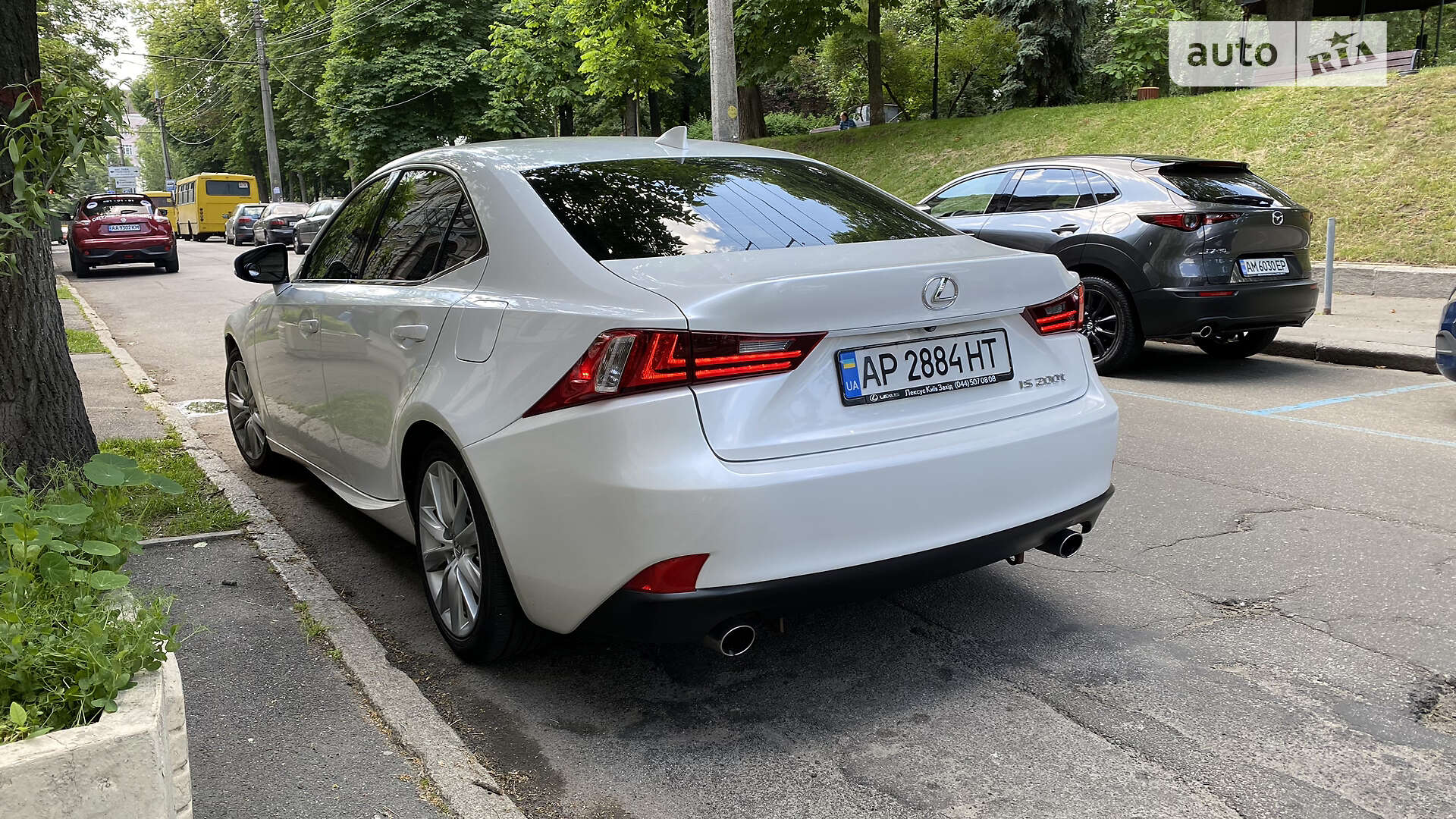 Lexus IS 2016