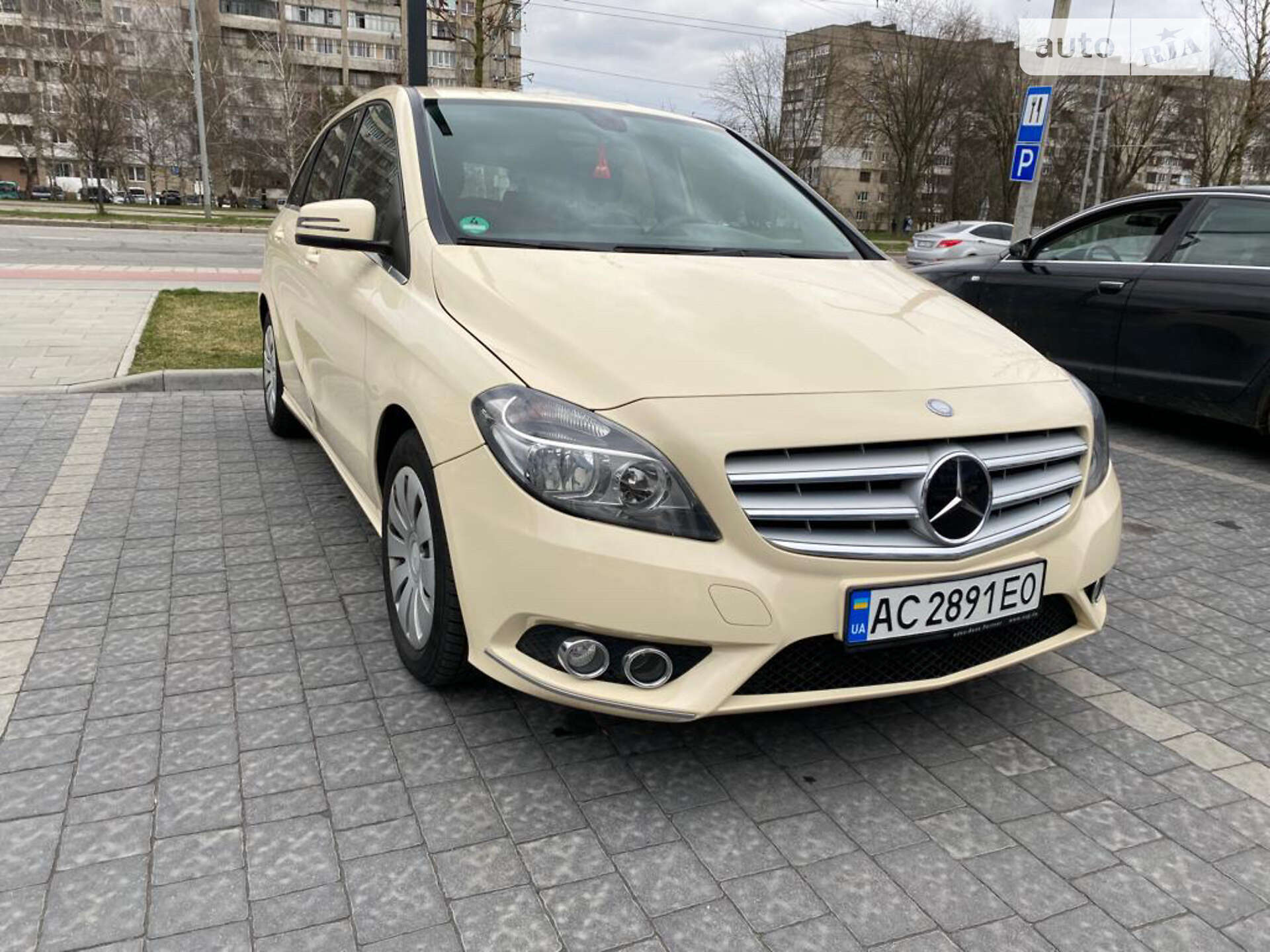 MERCEDES-BENZ B180 CDI 2014