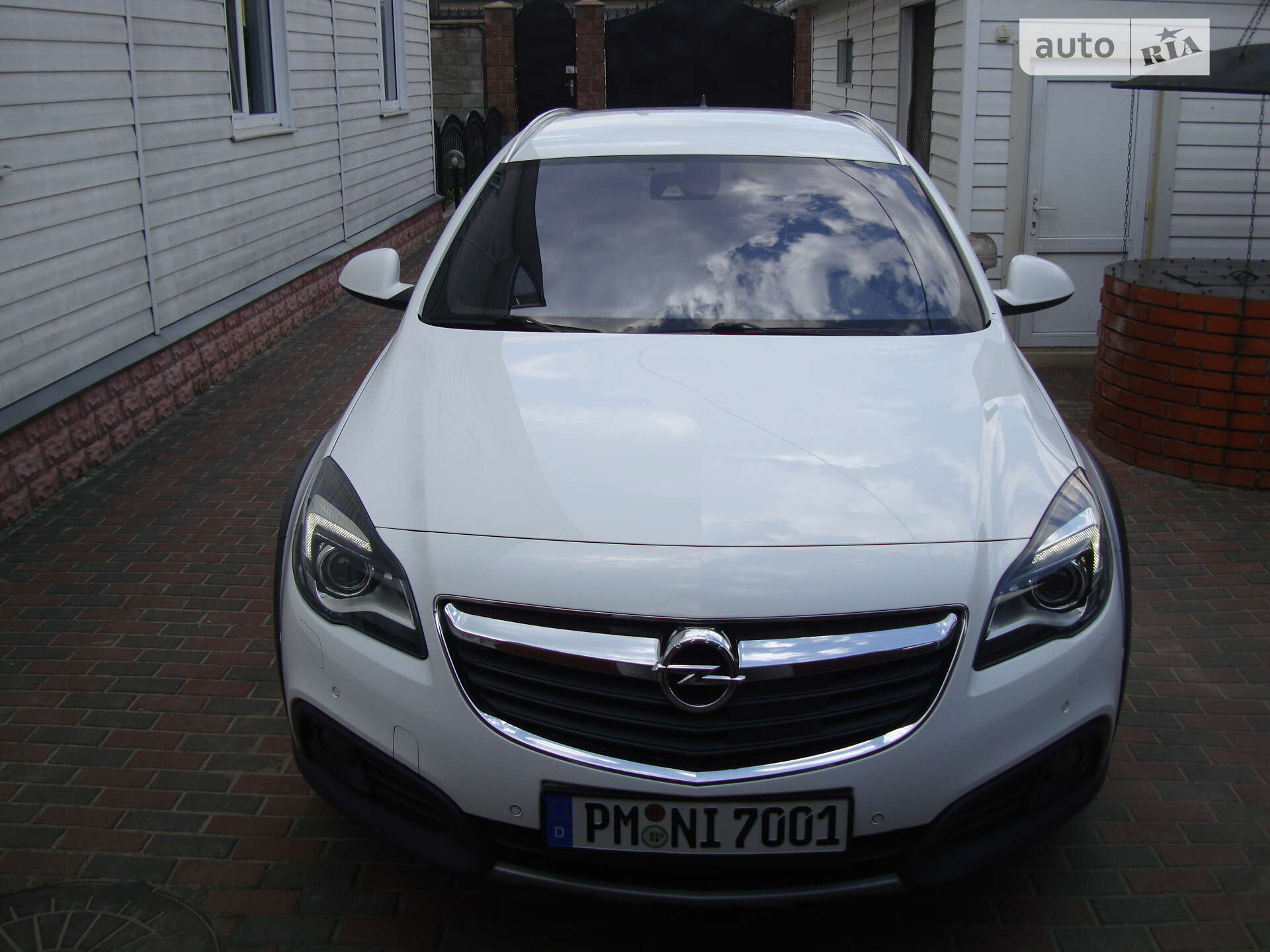 OPEL INSIGNIA 2016