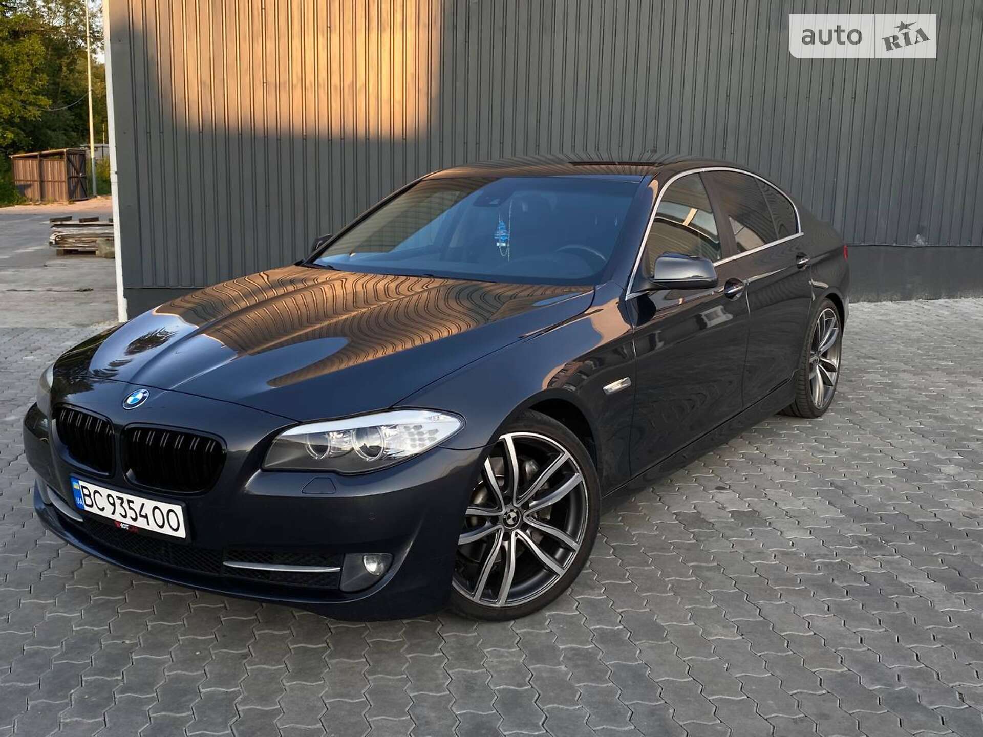 BMW 5 Series 2010