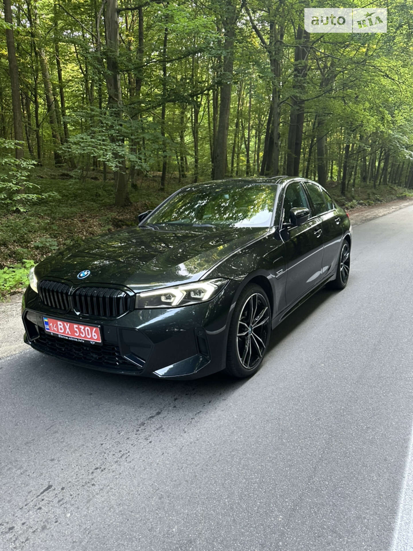 BMW 330Е 2022