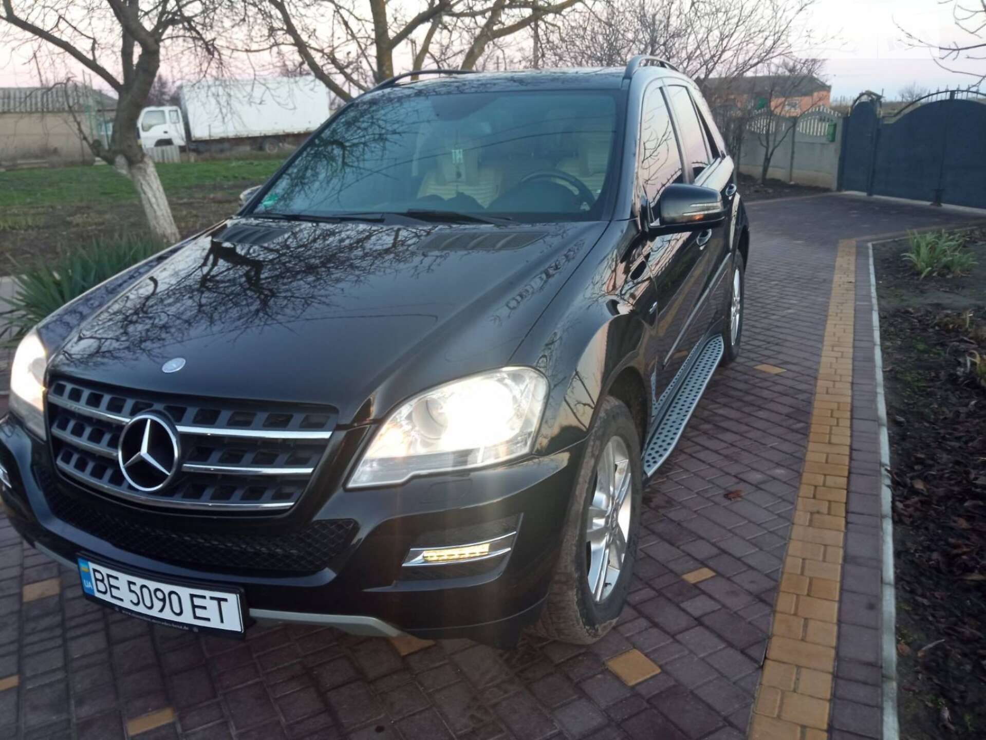 MERCEDES-BENZ ML 300 2010