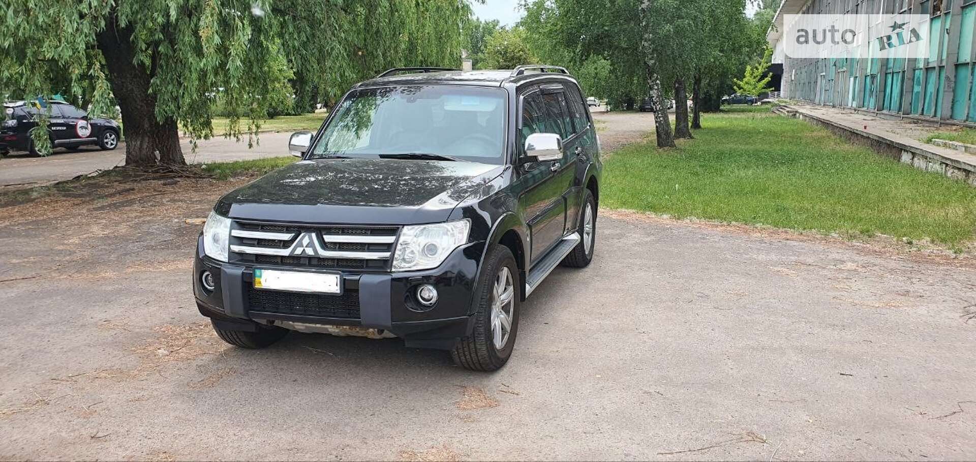 MITSUBISHI PAJERO WAGON 2010