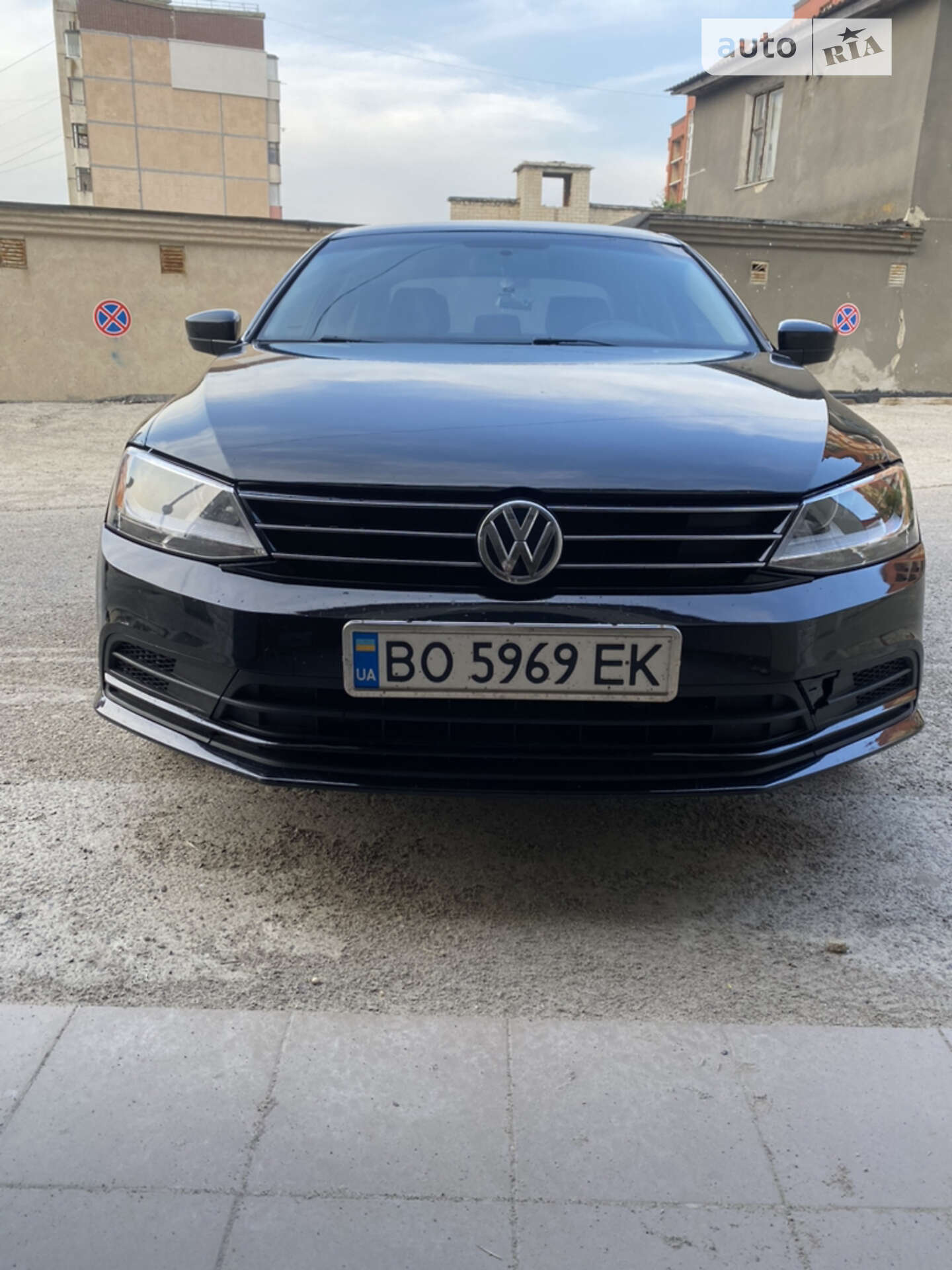 VOLKSWAGEN JETTA 2017