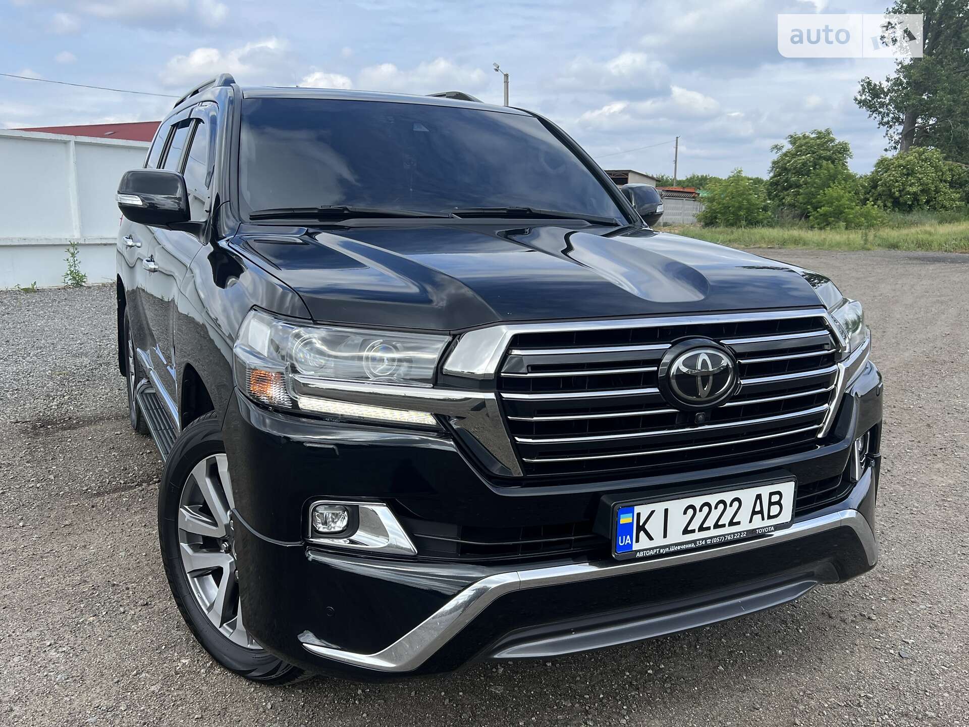 TOYOTA LAND CRUISER 200 2016