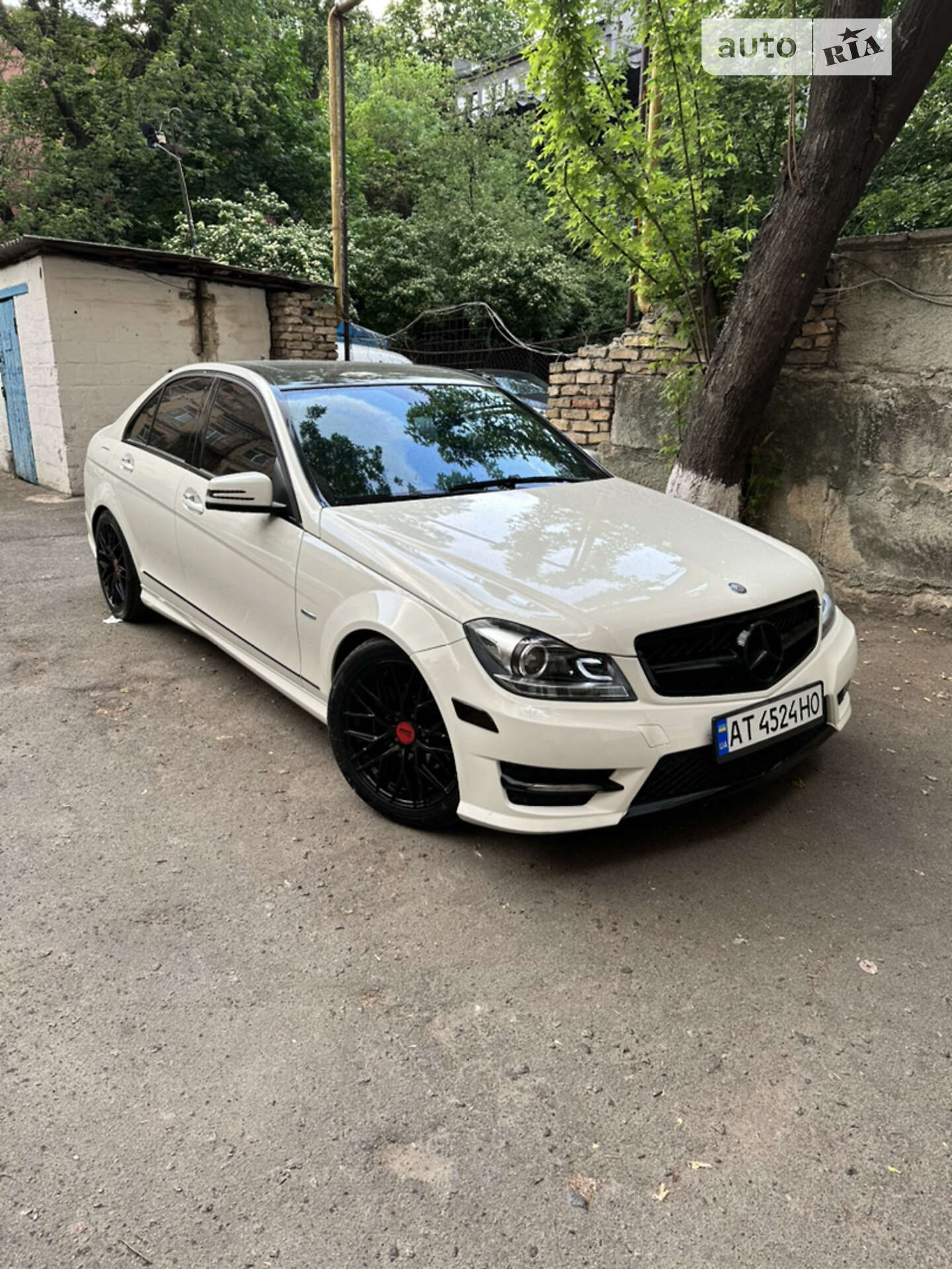 MERCEDES-BENZ C 250 2011