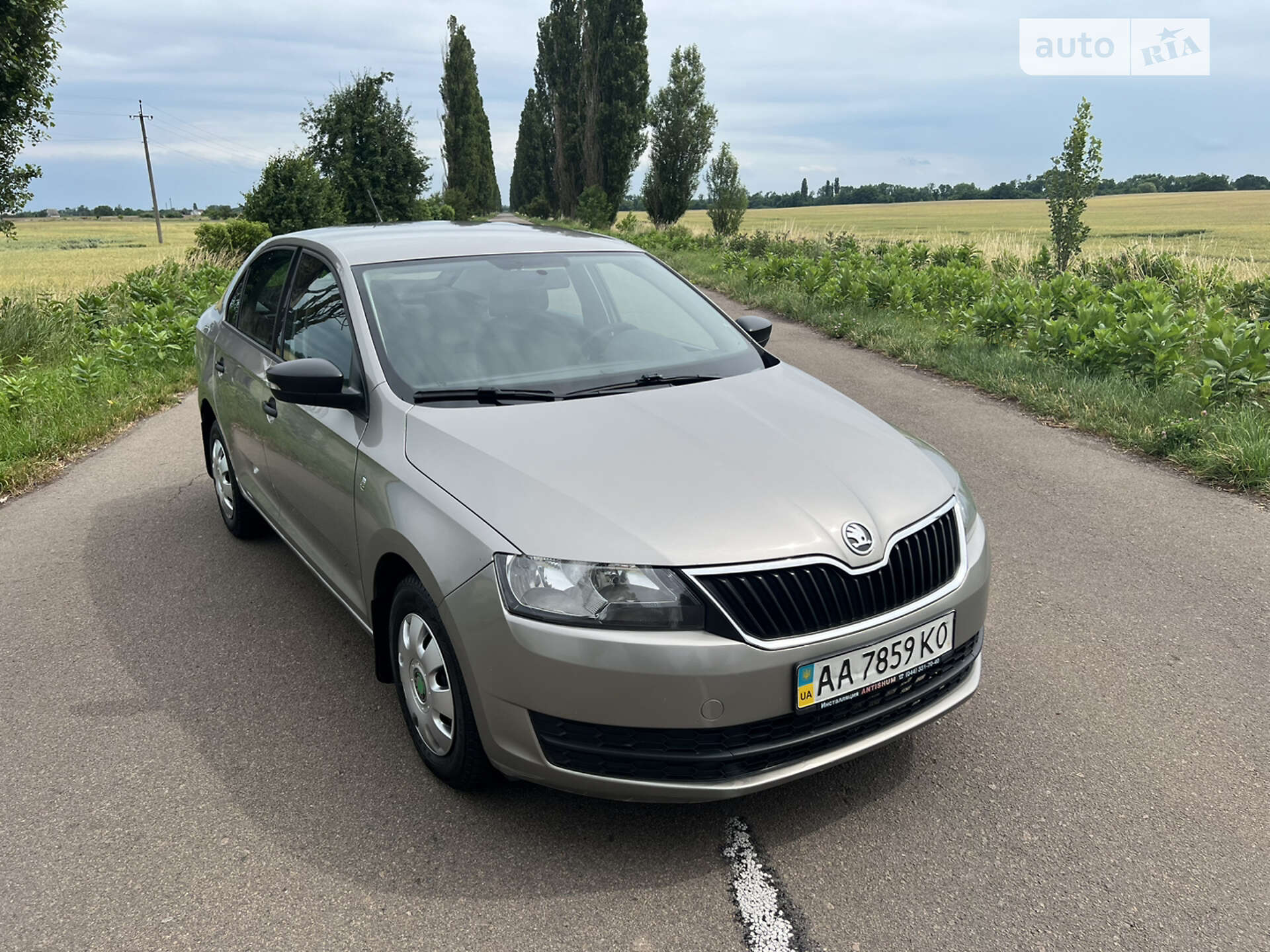 SKODA RAPID 2015
