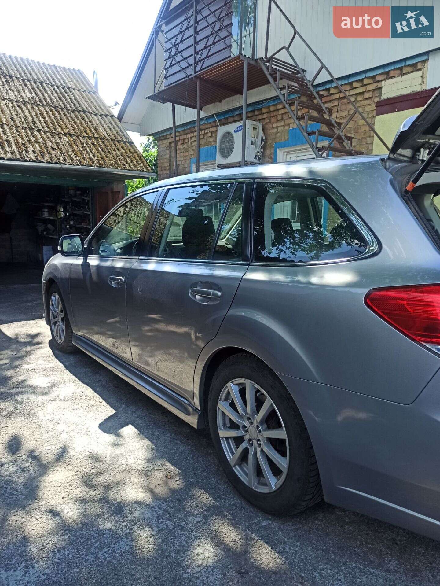 SUBARU LEGACY 2010