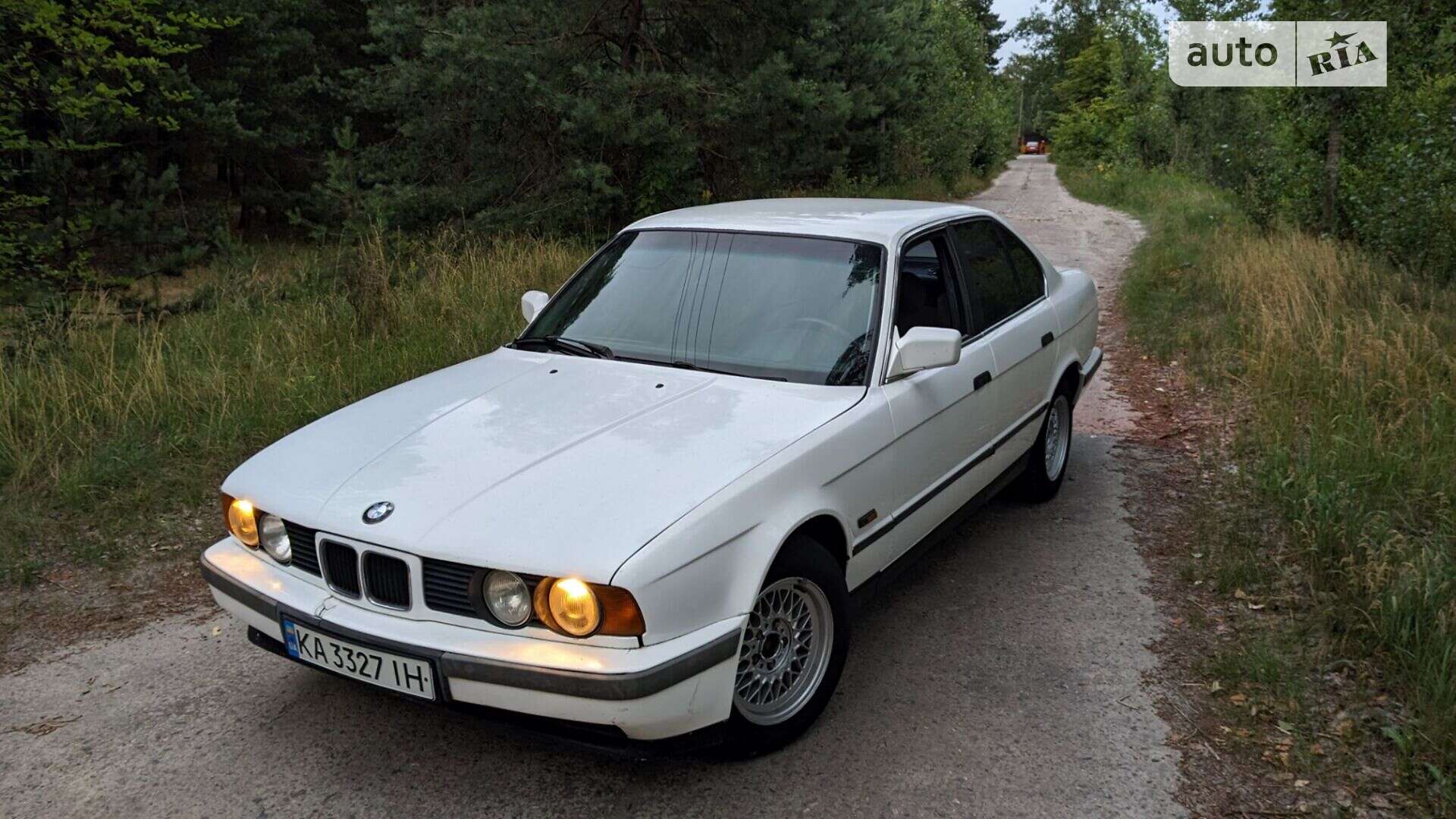 Головне фото звіту автомобіля BMW 520 1991