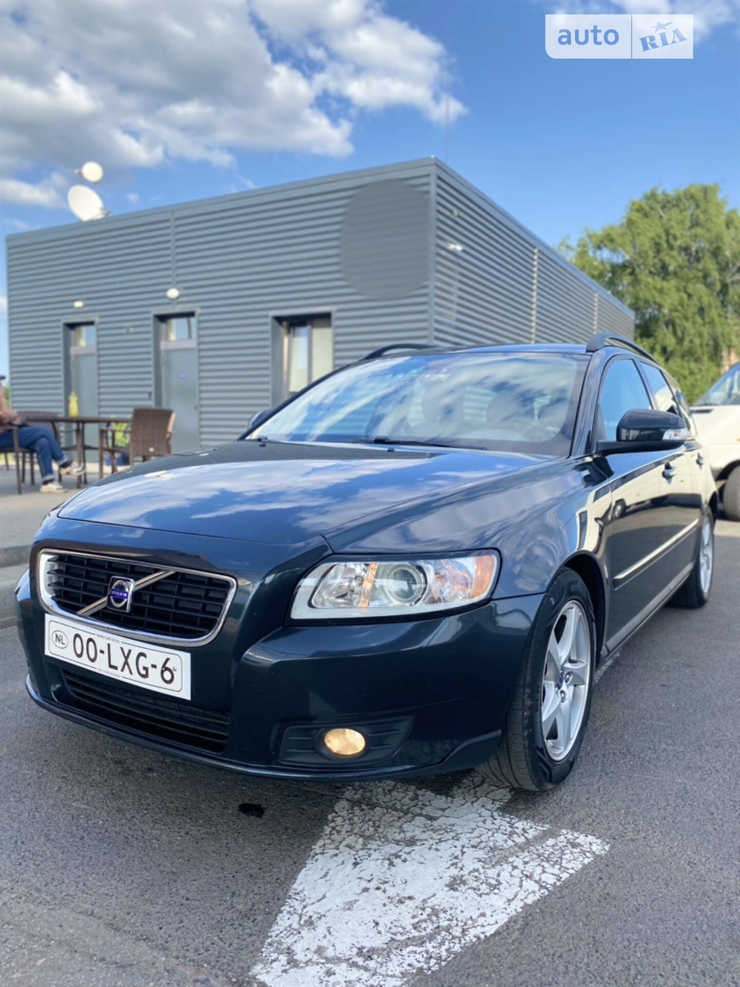 Головне фото звіту автомобіля VOLVO V50 2009