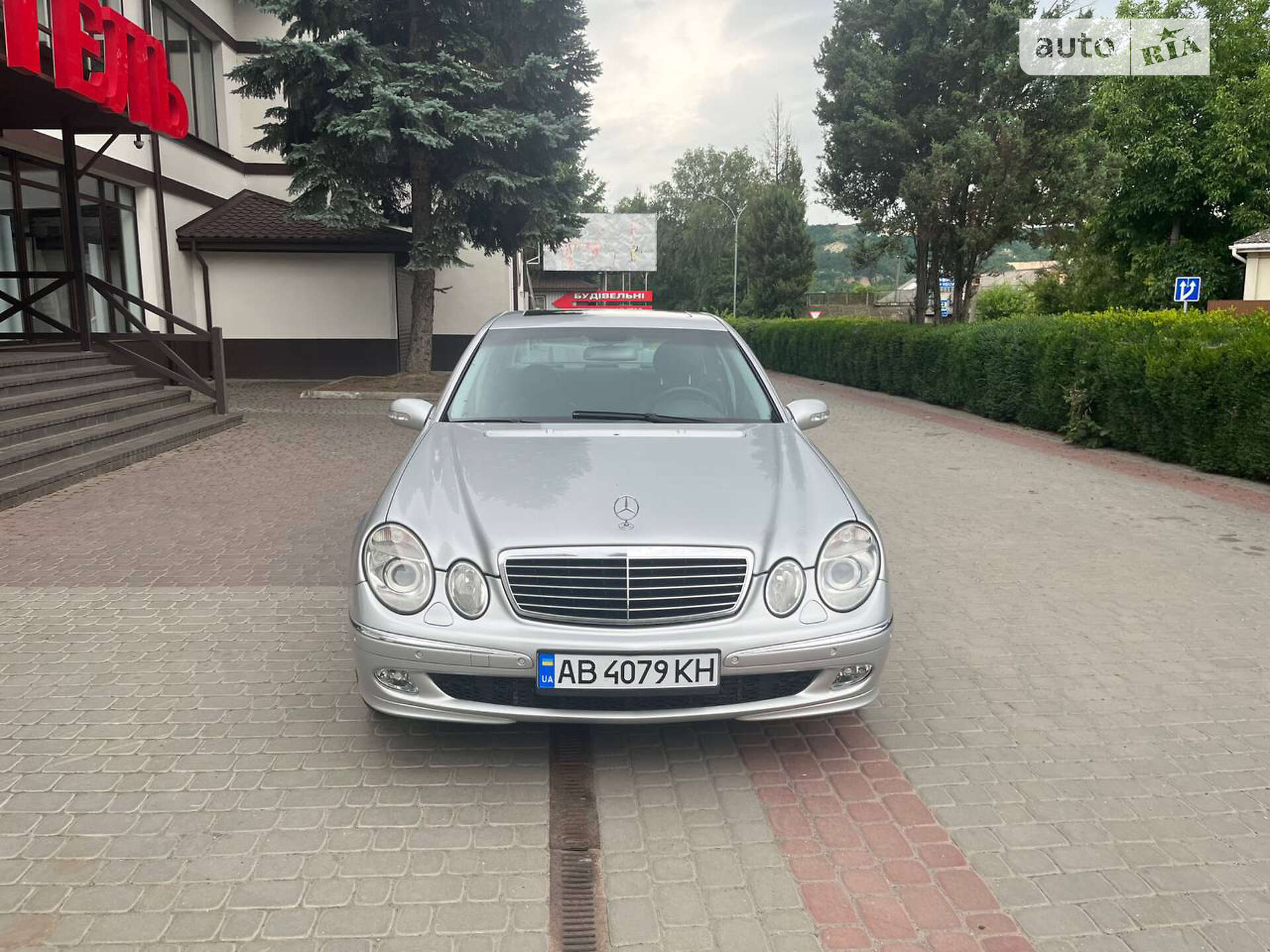 MERCEDES-BENZ E 320 CDI 2003