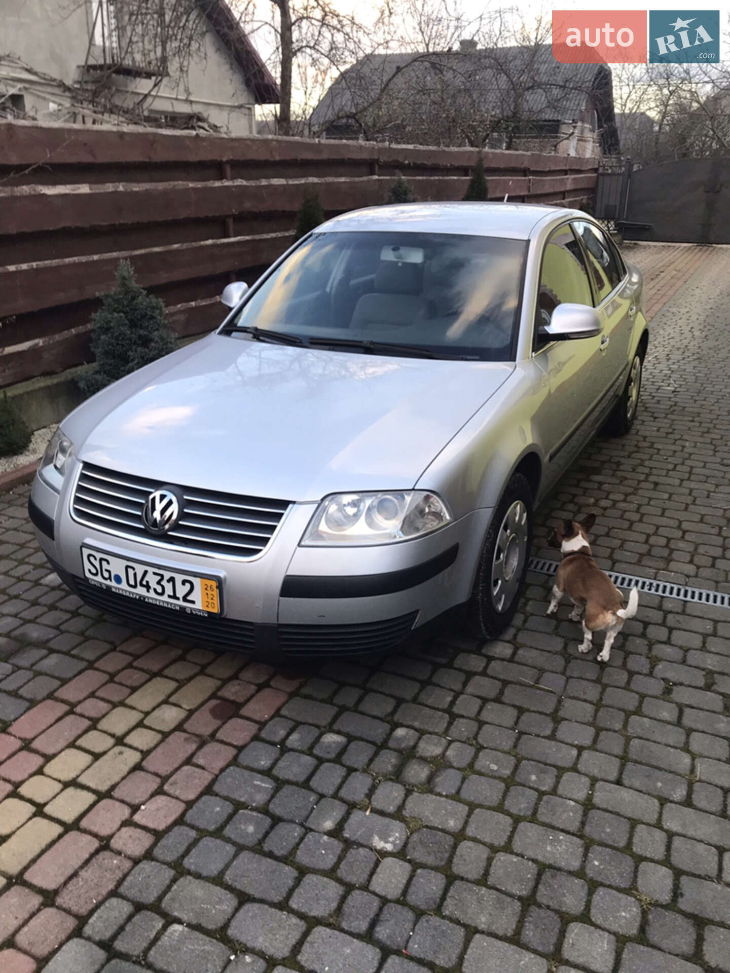 VOLKSWAGEN PASSAT 2004