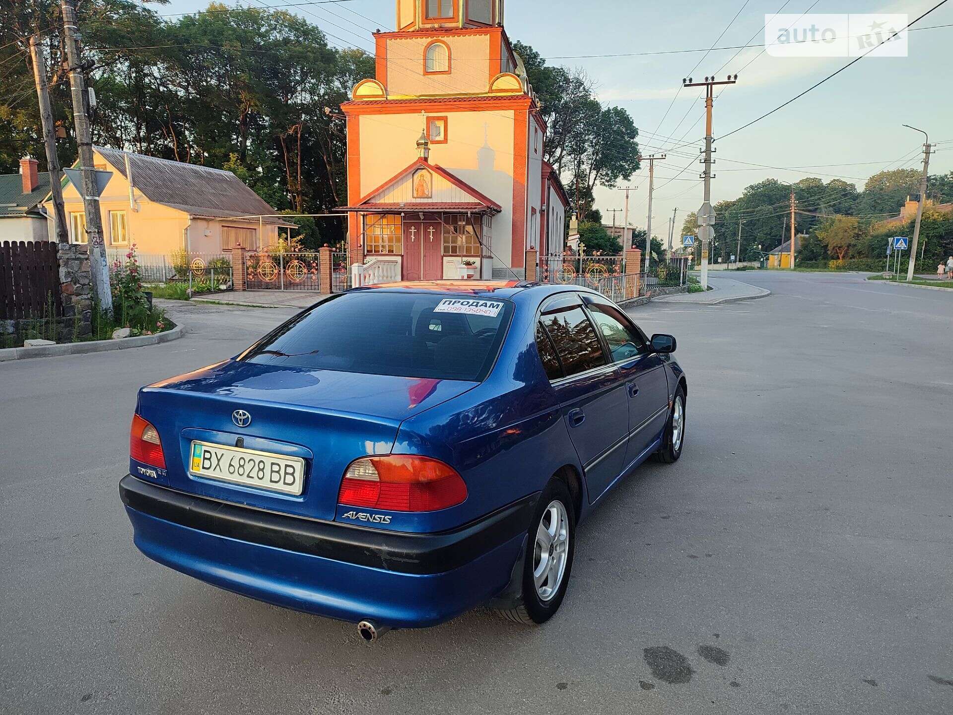 TOYOTA AVENSIS 1999