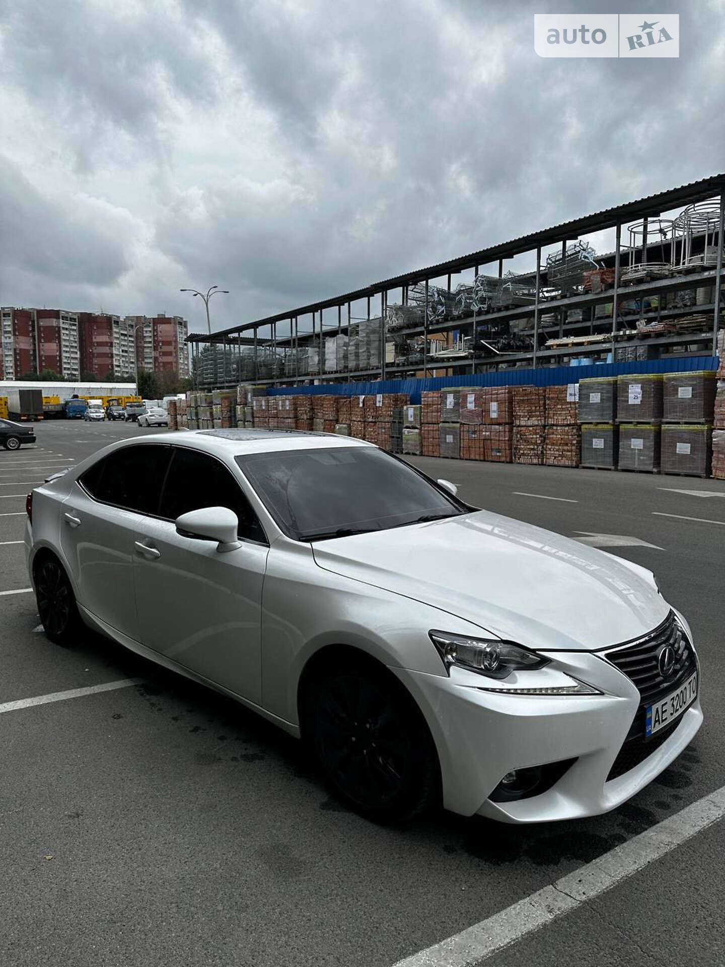 LEXUS IS 200T 2015