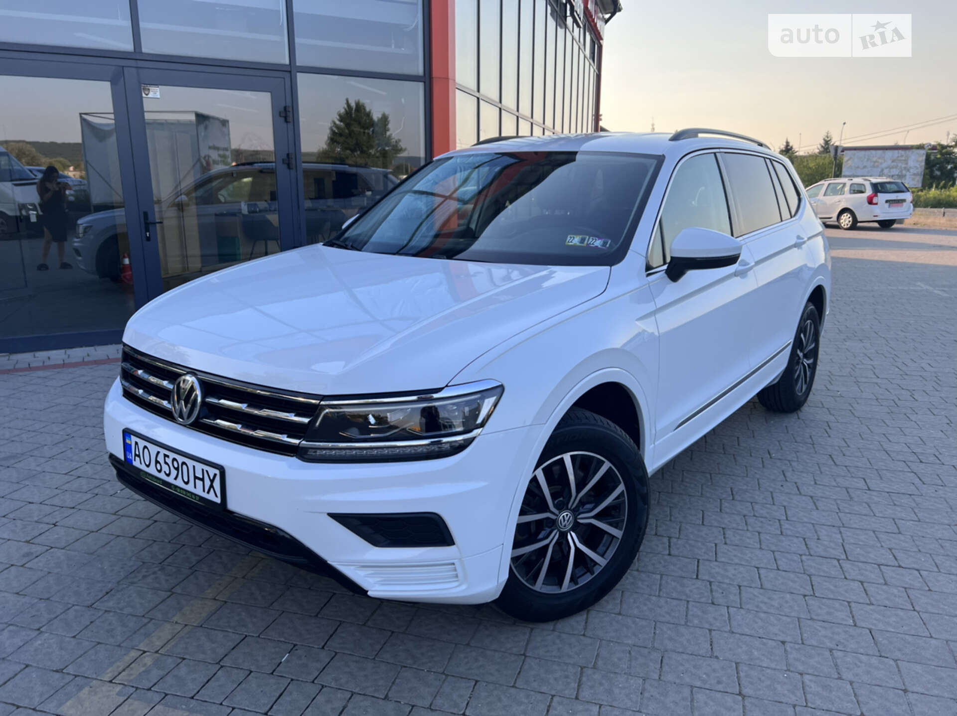 VOLKSWAGEN TIGUAN 2020