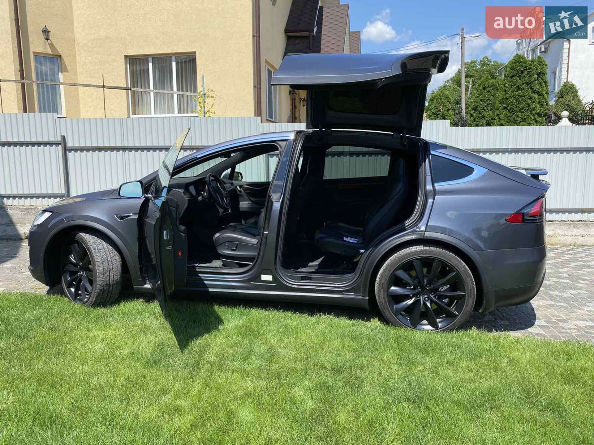 TESLA MODEL X 2019