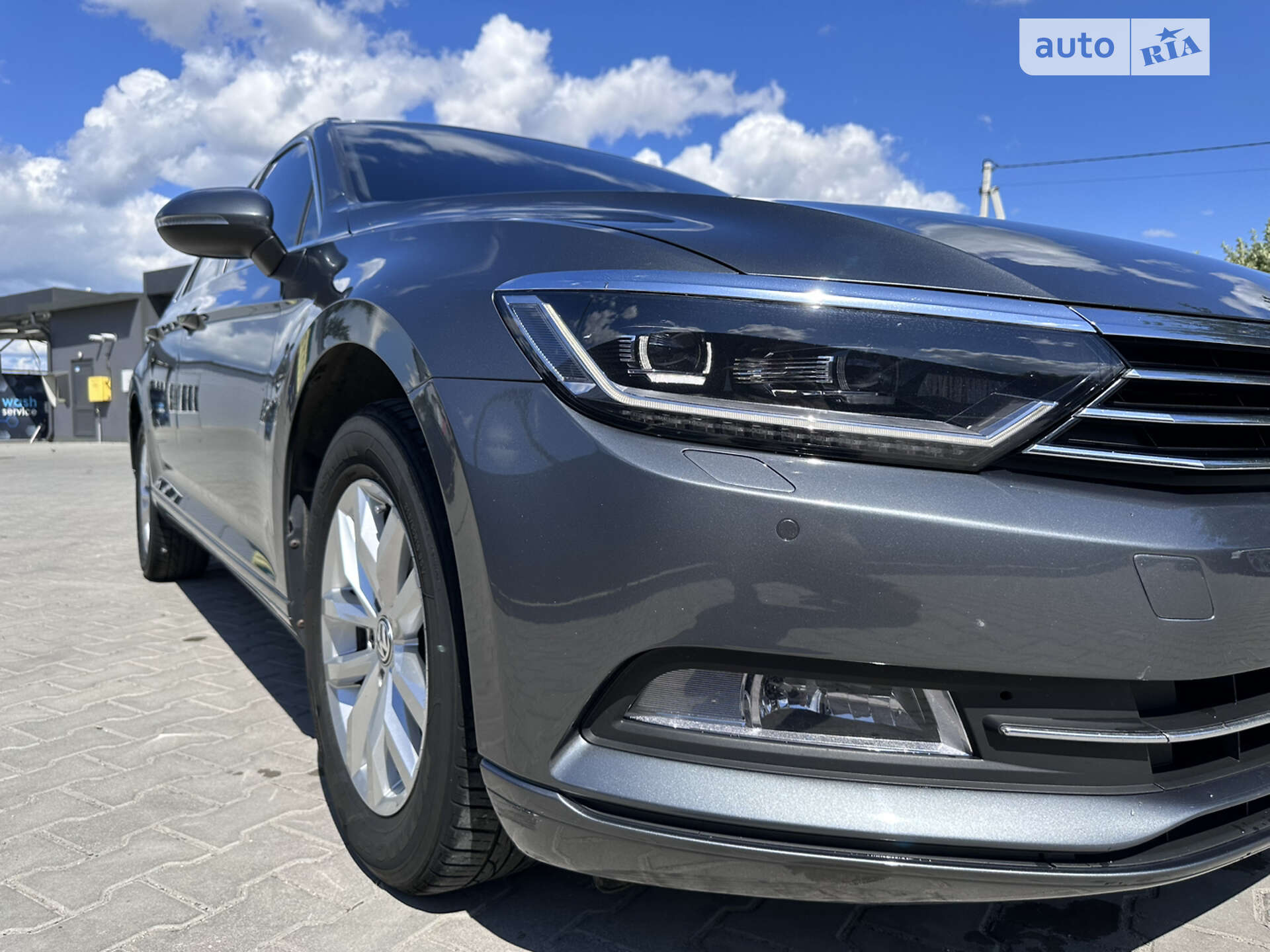 VOLKSWAGEN PASSAT 2014