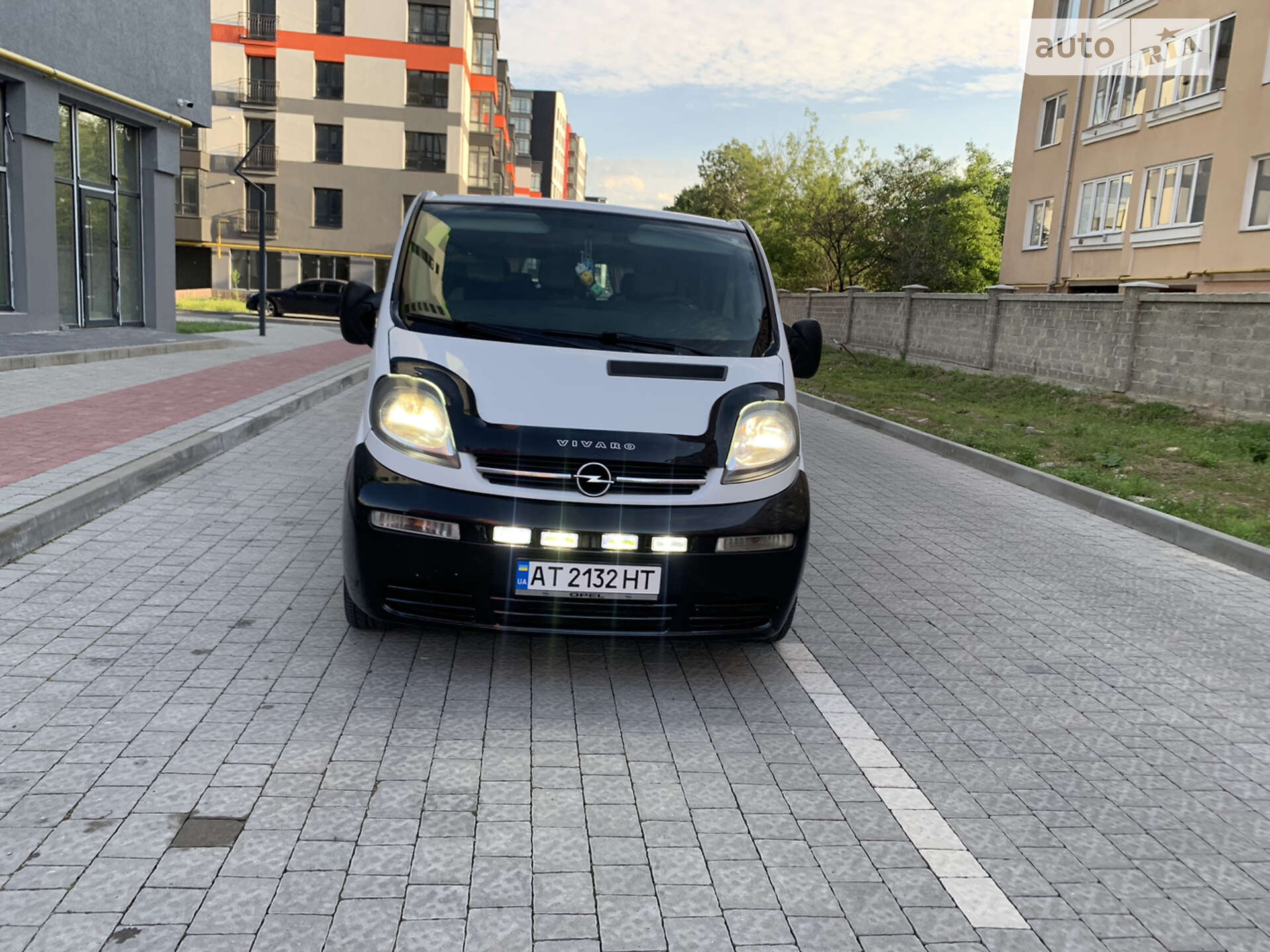 Головне фото звіту автомобіля OPEL VIVARO 2006