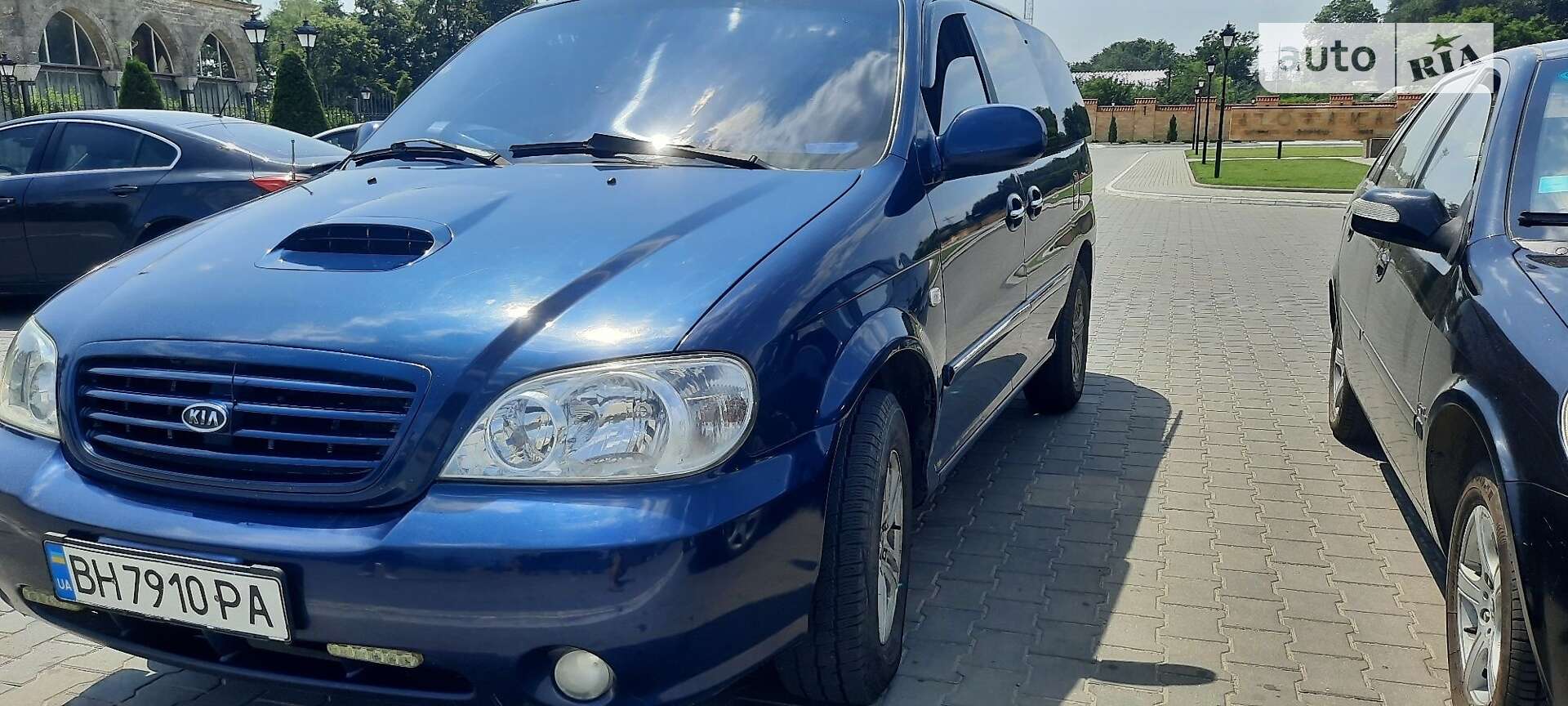 KIA CARNIVAL 2004
