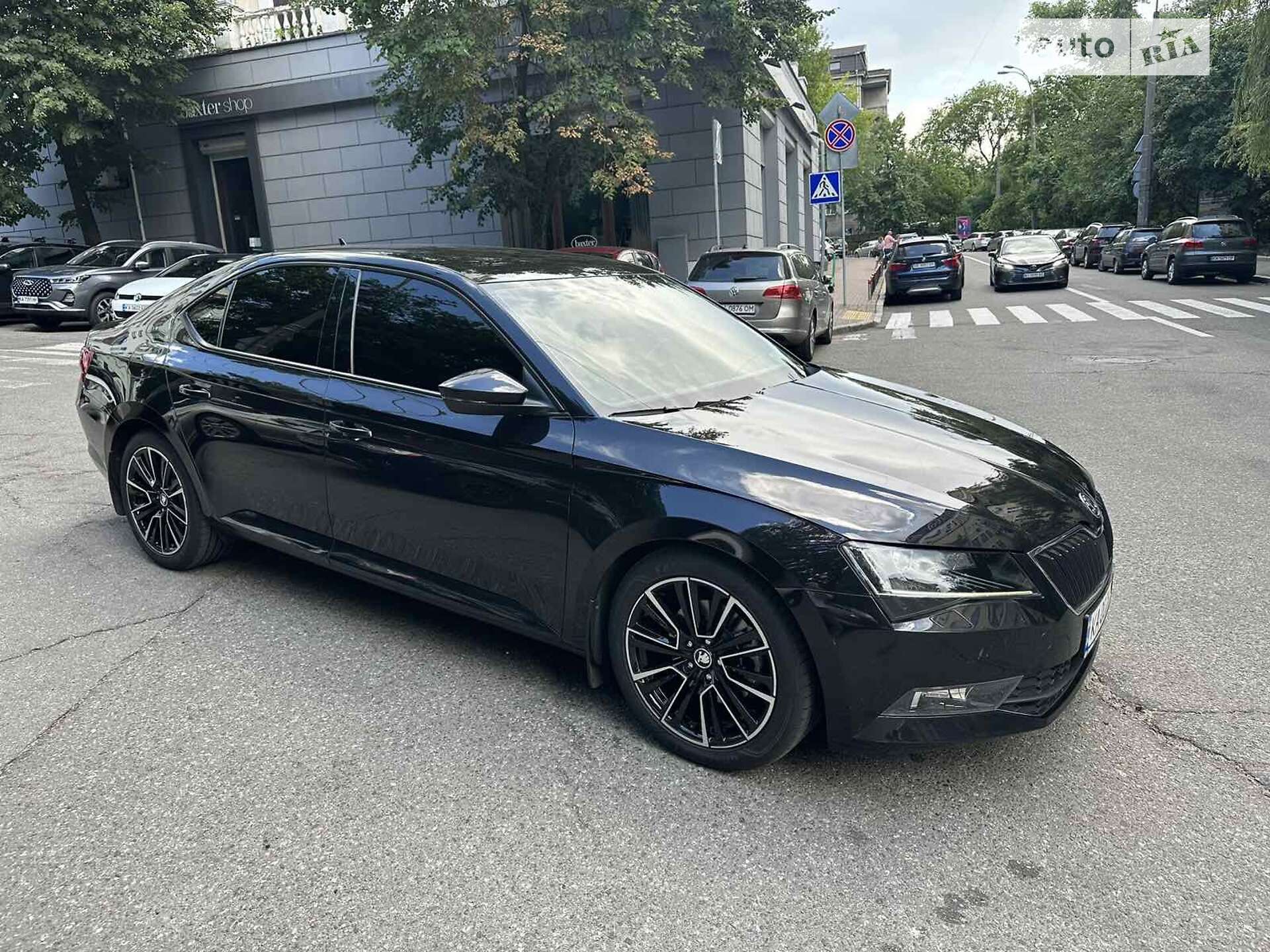 SKODA SUPERB 2015
