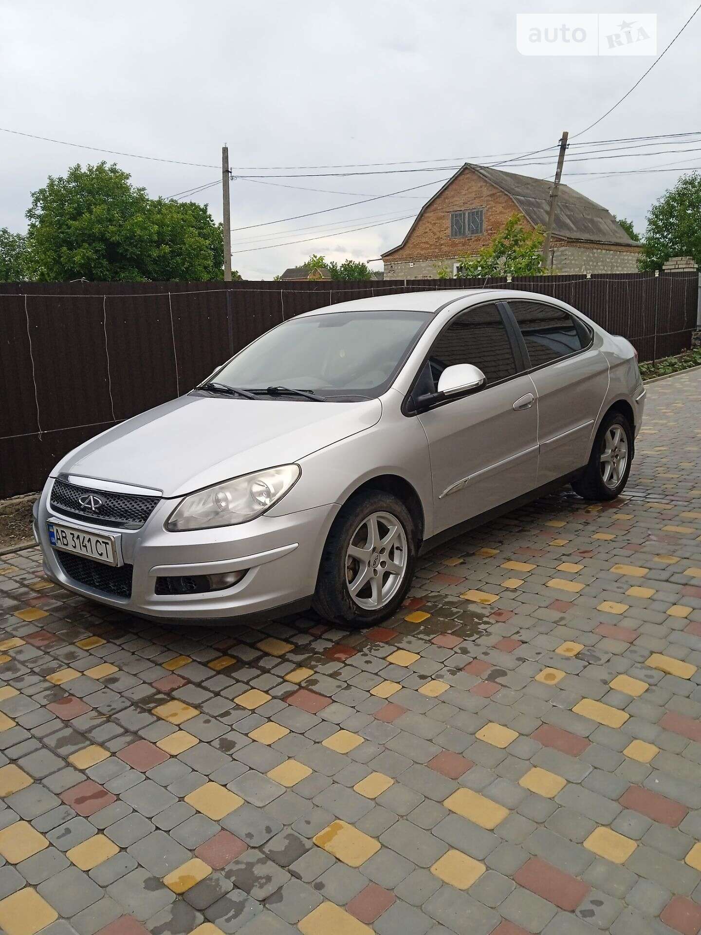 CHERY M11 2011