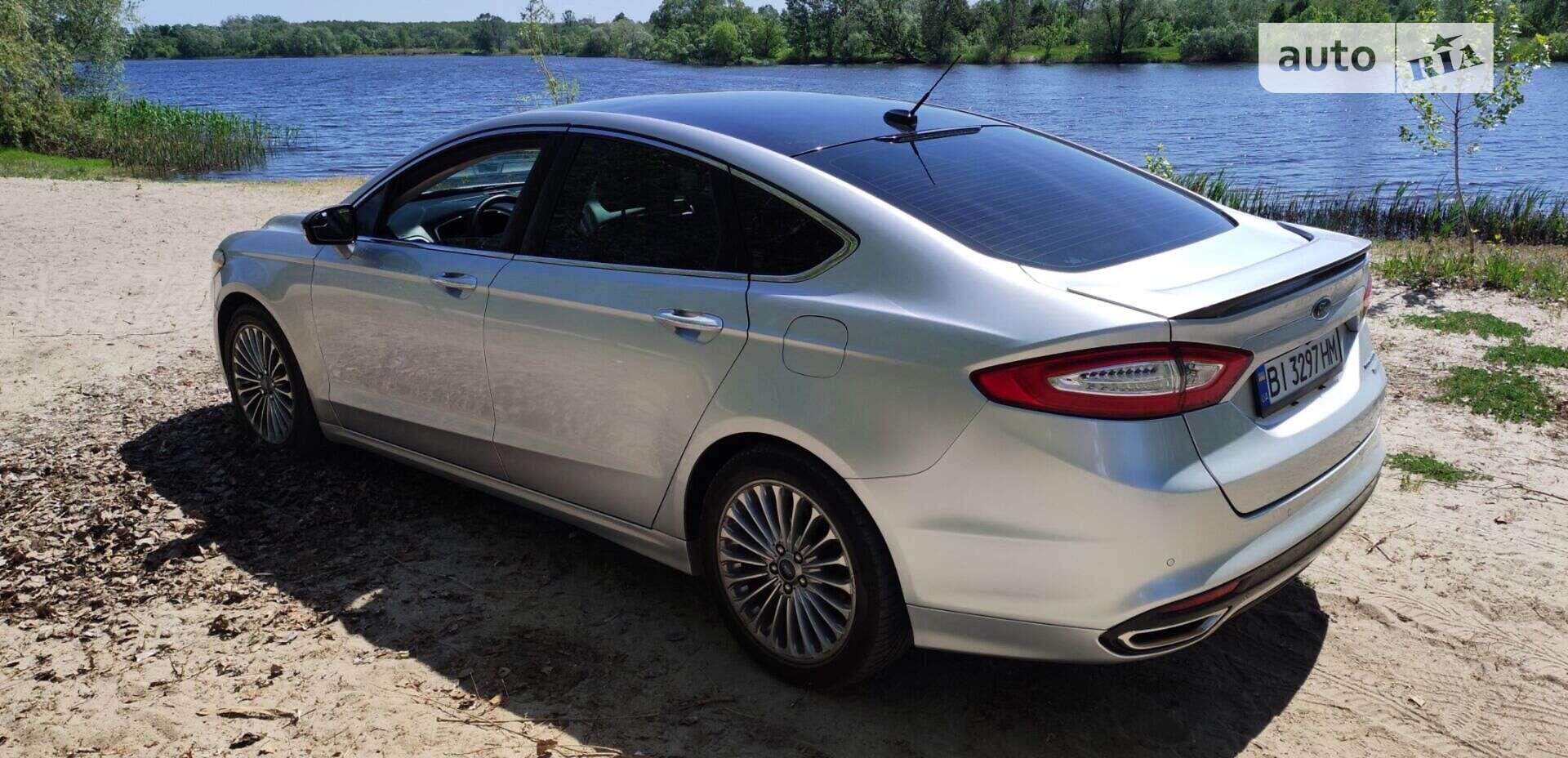 FORD FUSION 2012