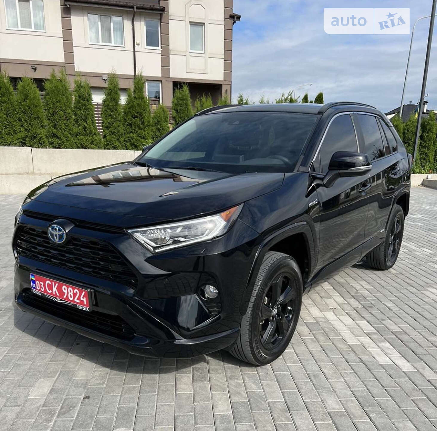 TOYOTA RAV4 2020