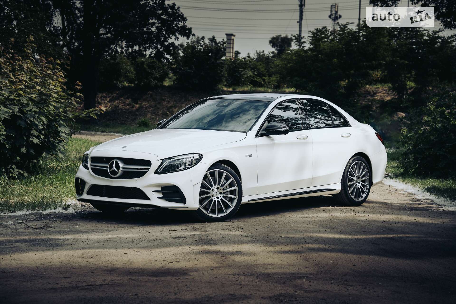 MERCEDES-BENZ C43 2019