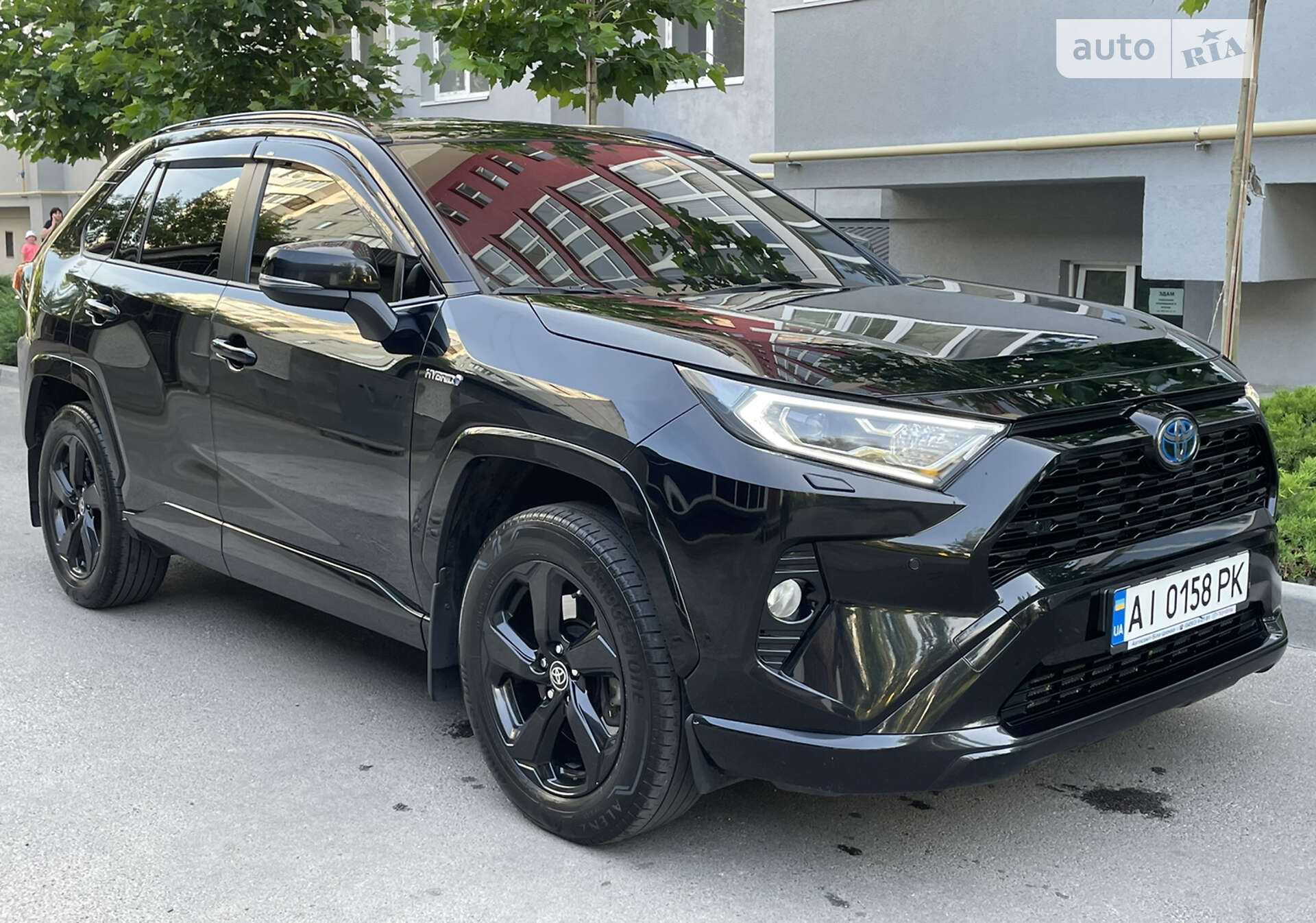 TOYOTA RAV-4 HYBRID