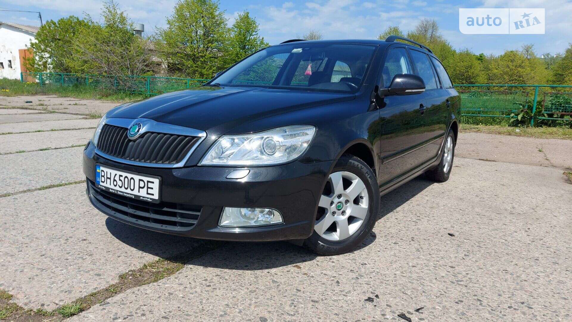 Головне фото звіту автомобіля SKODA OCTAVIA 2011