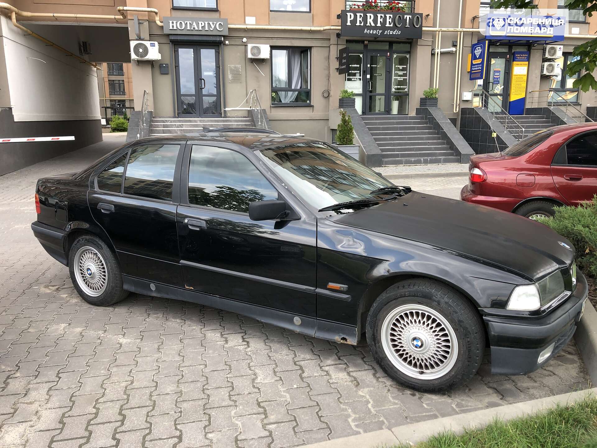 Головне фото звіту автомобіля BMW 316 1994